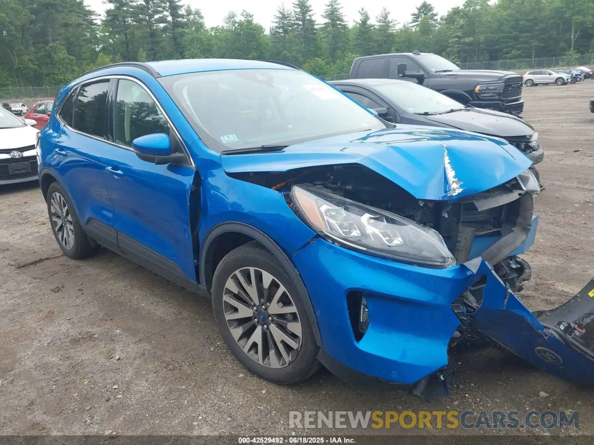 1 Photograph of a damaged car 1FMCU9DZ1LUA12889 FORD ESCAPE 2020