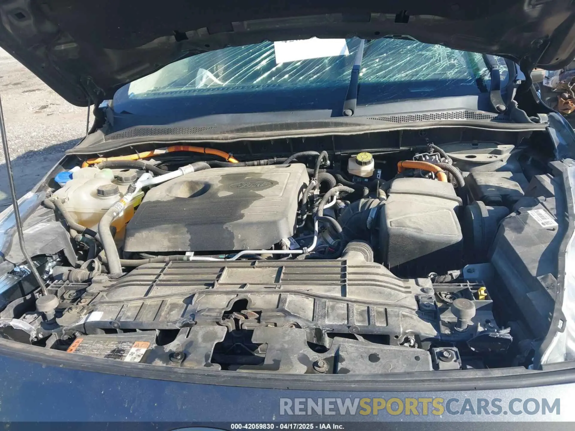 10 Photograph of a damaged car 1FMCU9DZ2LUA86600 FORD ESCAPE 2020