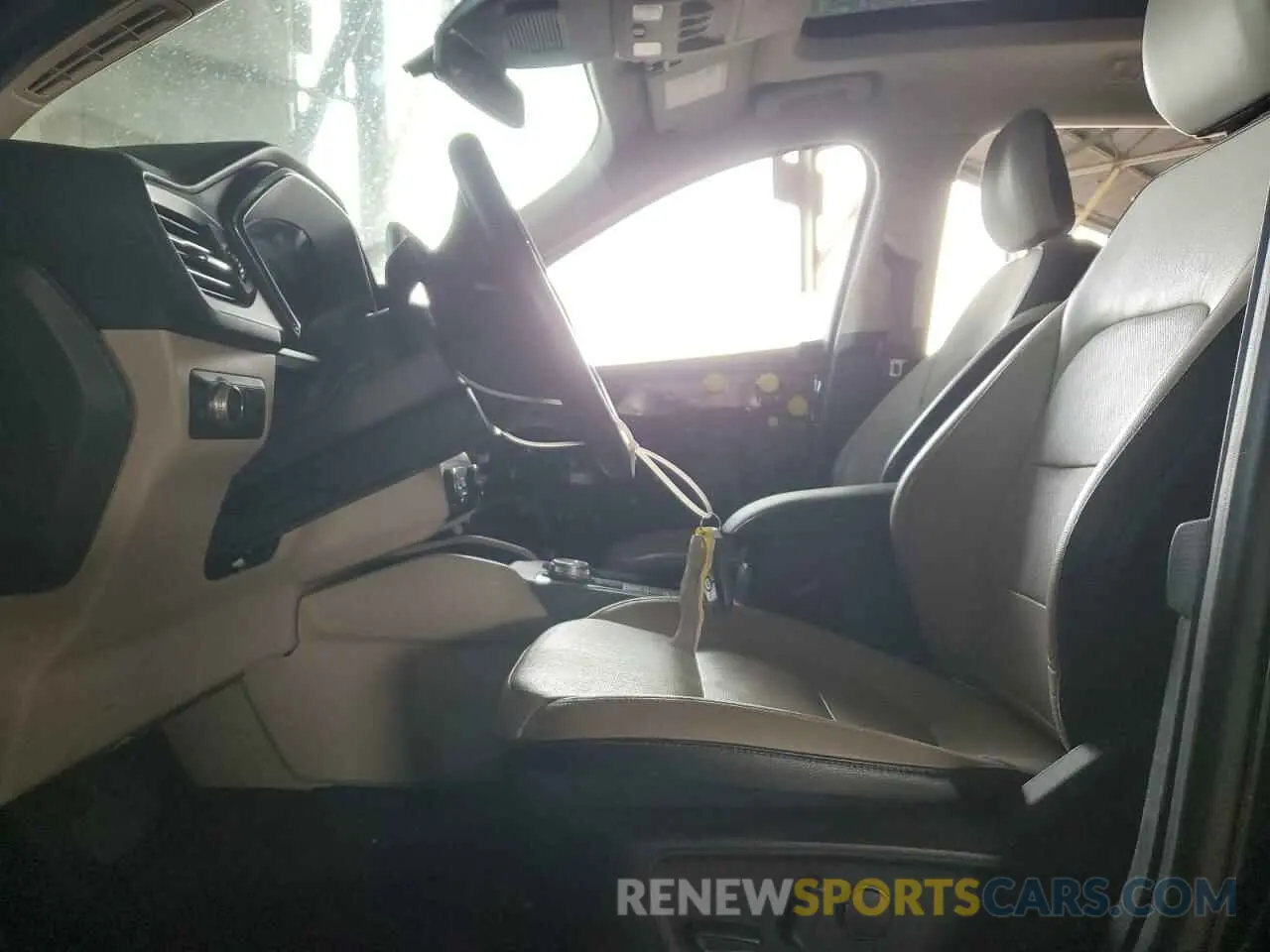 7 Photograph of a damaged car 1FMCU9DZ2LUB49050 FORD ESCAPE 2020