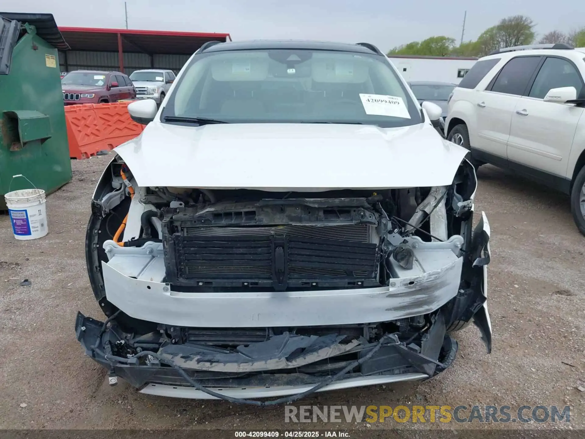 13 Photograph of a damaged car 1FMCU9DZ4LUA55364 FORD ESCAPE 2020
