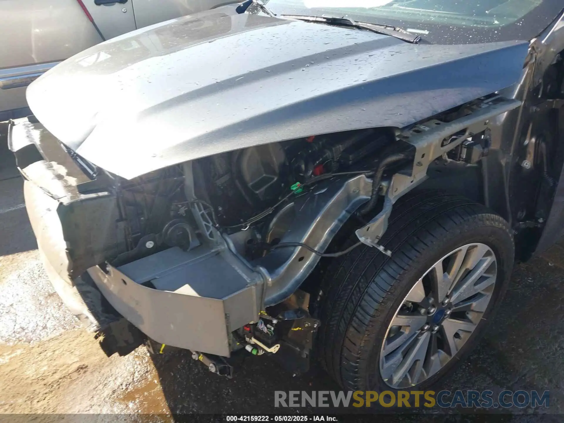 18 Photograph of a damaged car 1FMCU9DZ6LUB12874 FORD ESCAPE 2020