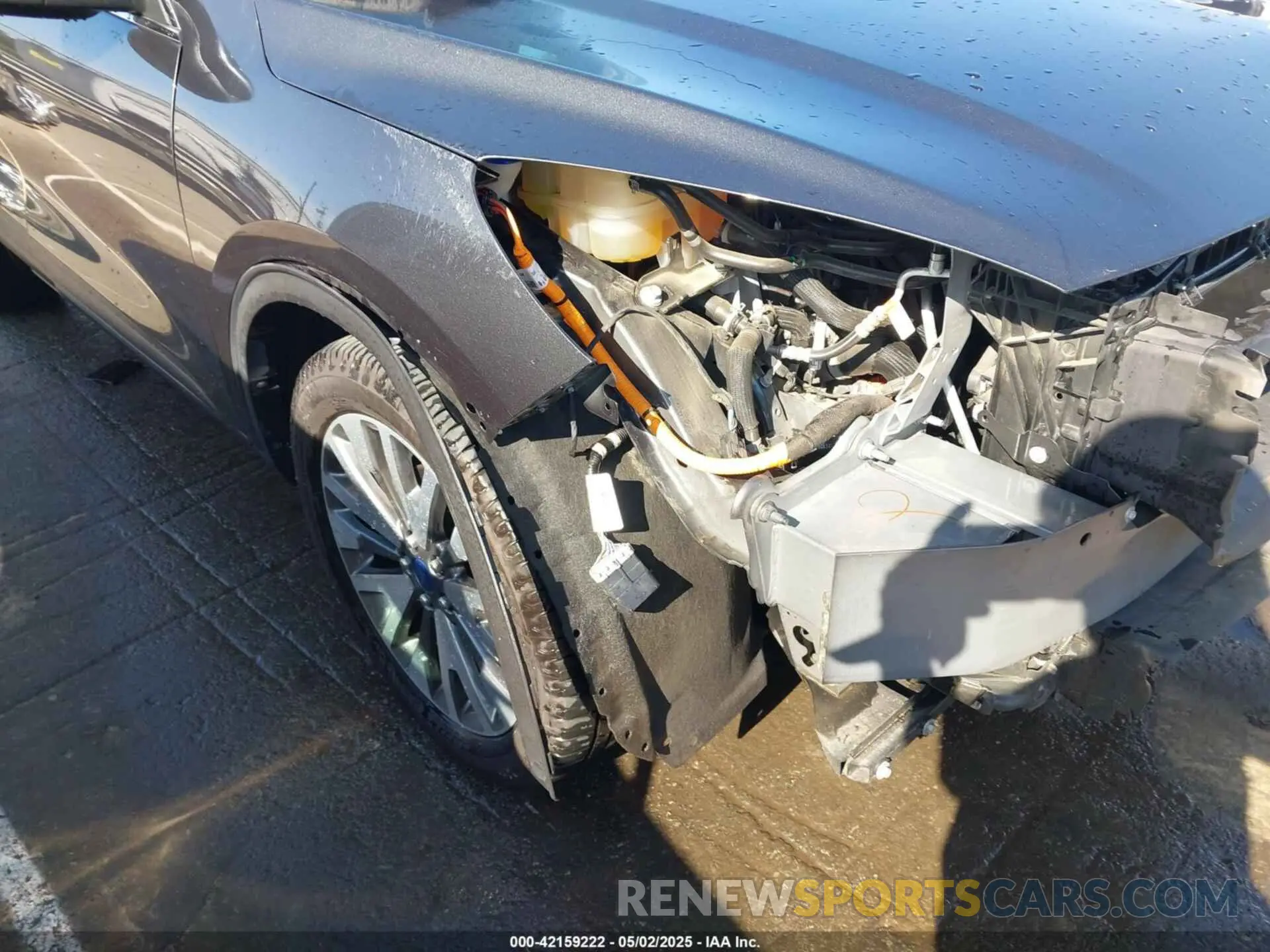 19 Photograph of a damaged car 1FMCU9DZ6LUB12874 FORD ESCAPE 2020