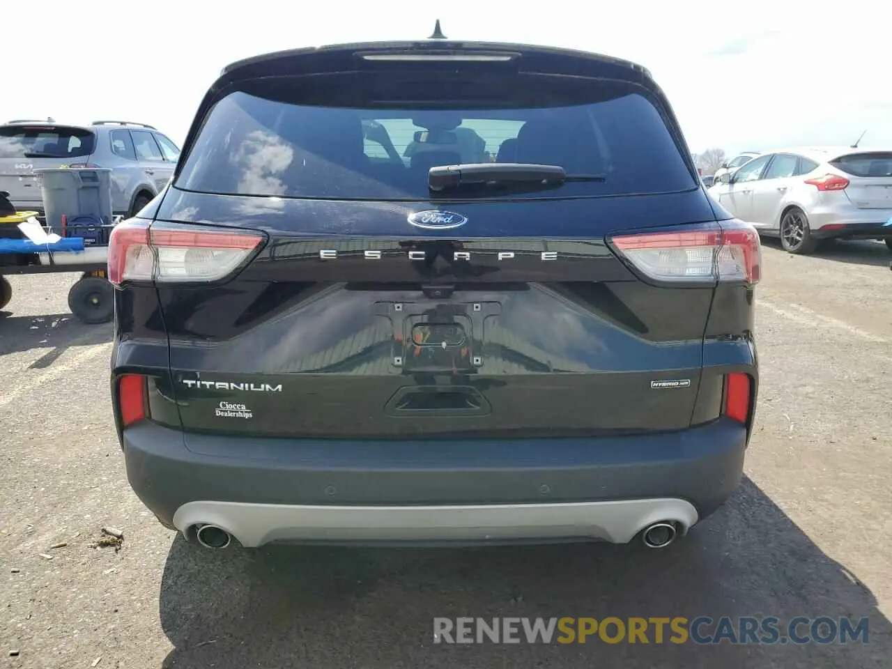6 Photograph of a damaged car 1FMCU9DZ8LUC44972 FORD ESCAPE 2020