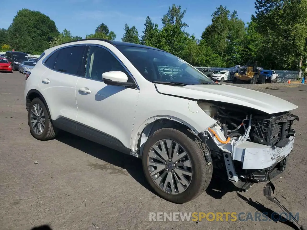 4 Photograph of a damaged car 1FMCU9DZ8LUC54546 FORD ESCAPE 2020