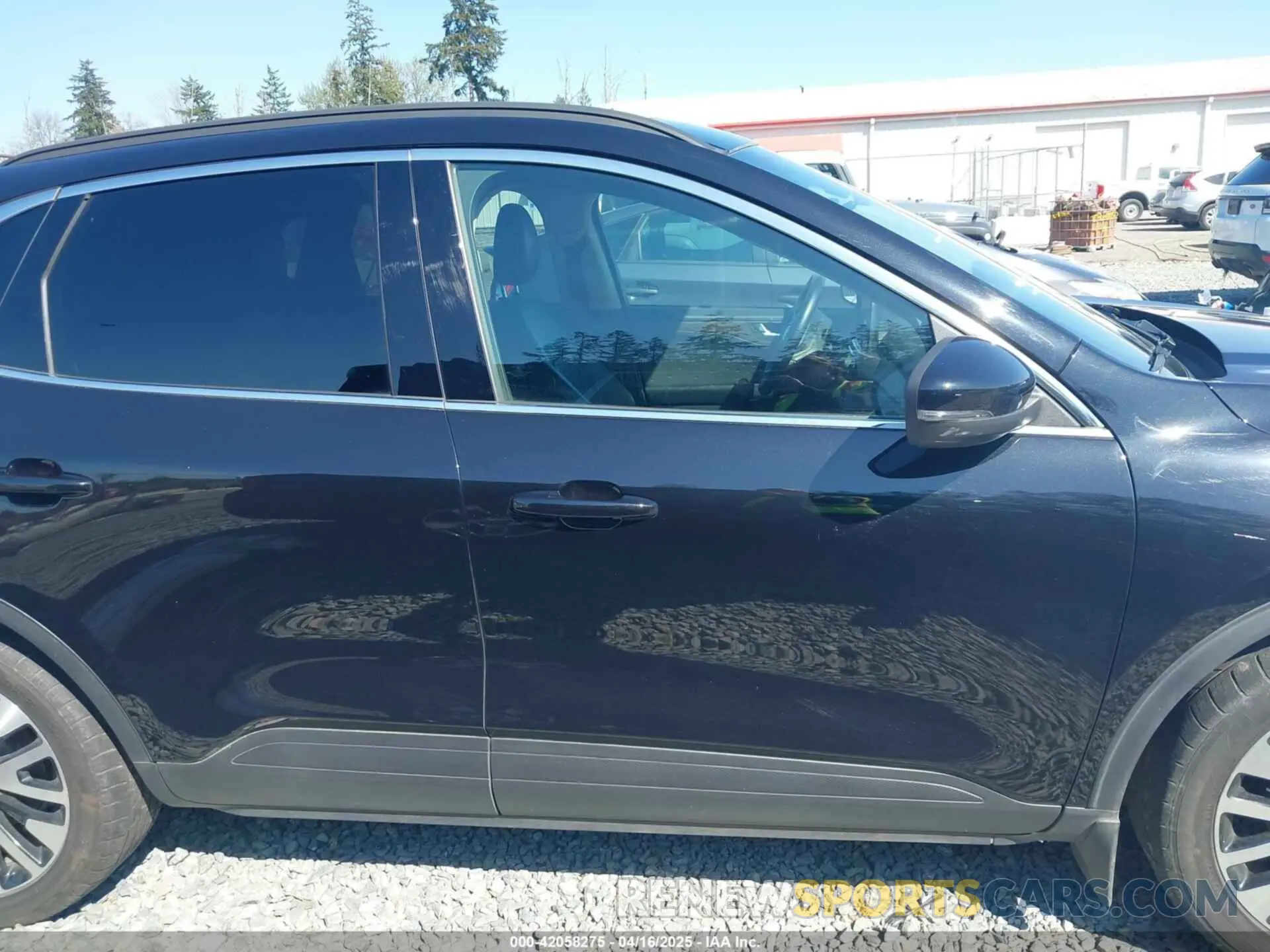 13 Photograph of a damaged car 1FMCU9DZ9LUC35844 FORD ESCAPE 2020