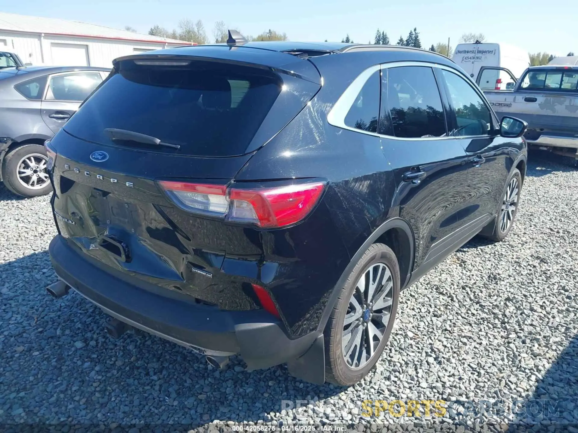 4 Photograph of a damaged car 1FMCU9DZ9LUC35844 FORD ESCAPE 2020