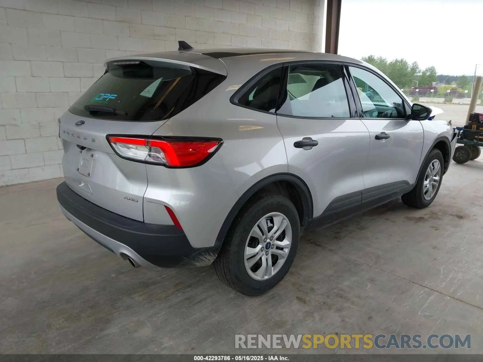 4 Photograph of a damaged car 1FMCU9F60LUC58447 FORD ESCAPE 2020