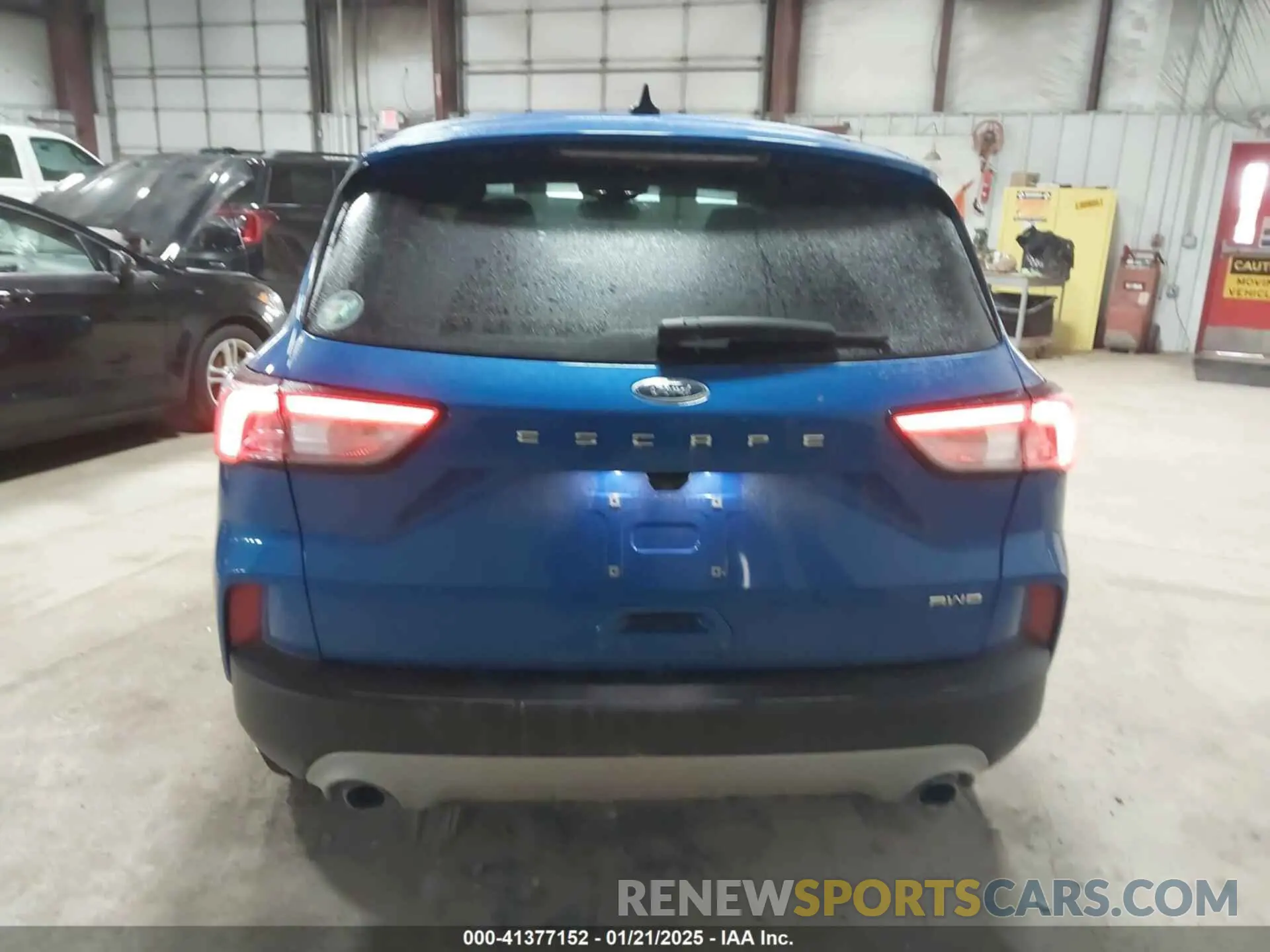 16 Photograph of a damaged car 1FMCU9F66LUC68108 FORD ESCAPE 2020