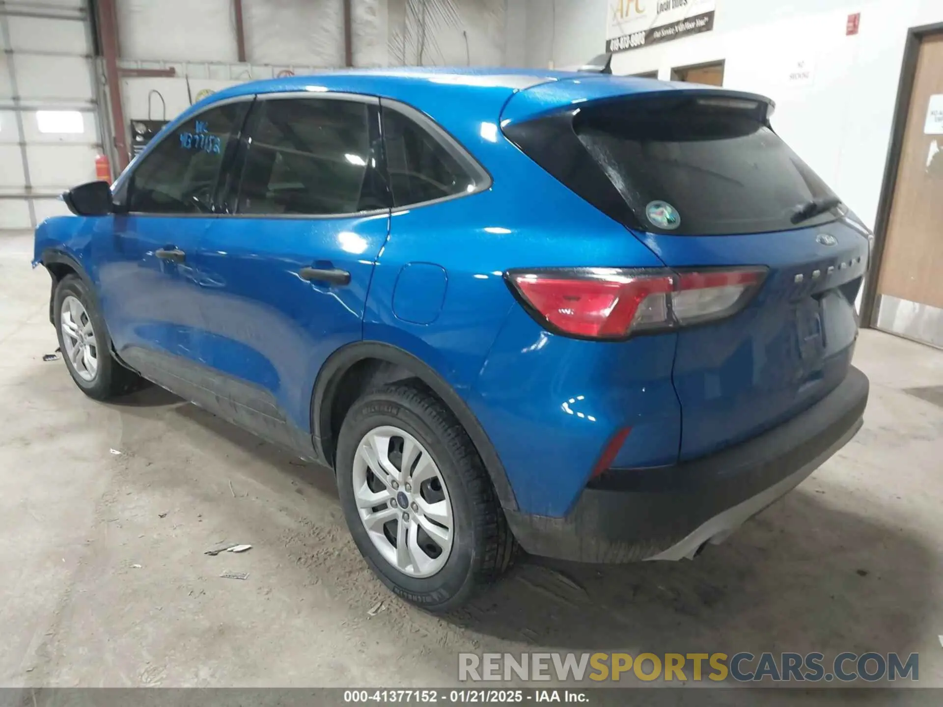 3 Photograph of a damaged car 1FMCU9F66LUC68108 FORD ESCAPE 2020