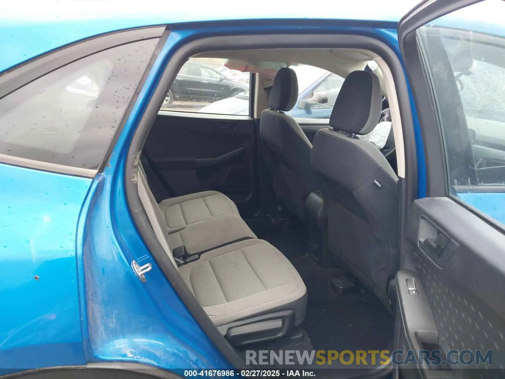 8 Photograph of a damaged car 1FMCU9F69LUB93713 FORD ESCAPE 2020