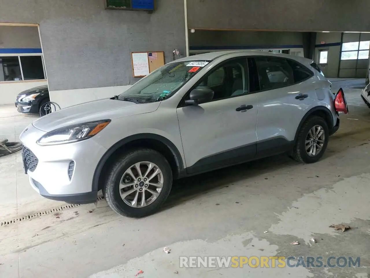 1 Photograph of a damaged car 1FMCU9F6XLUB40163 FORD ESCAPE 2020