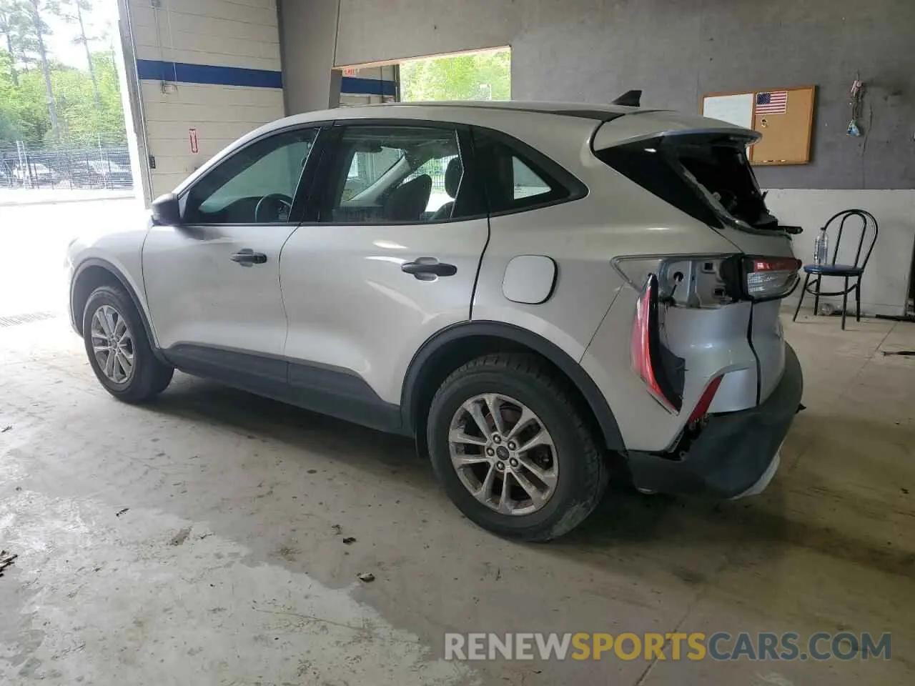 2 Photograph of a damaged car 1FMCU9F6XLUB40163 FORD ESCAPE 2020