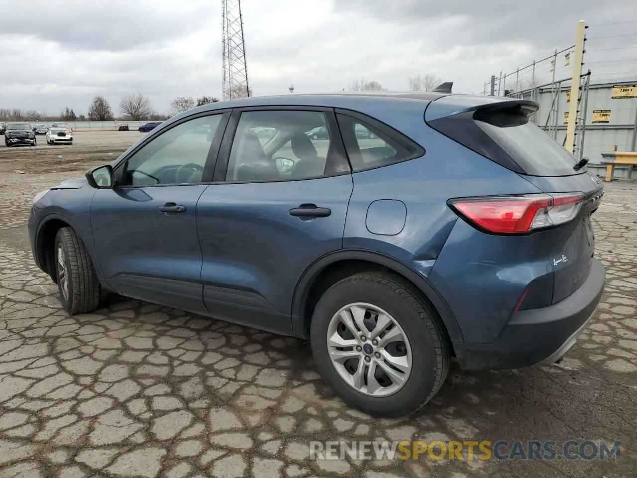 2 Photograph of a damaged car 1FMCU9F6XLUC06825 FORD ESCAPE 2020