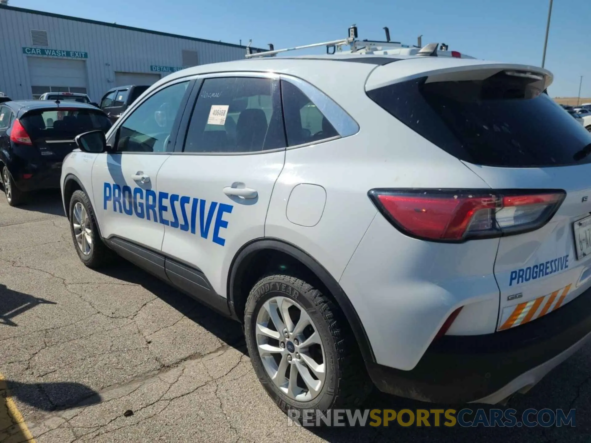2 Photograph of a damaged car 1FMCU9G60LUB25721 FORD ESCAPE 2020