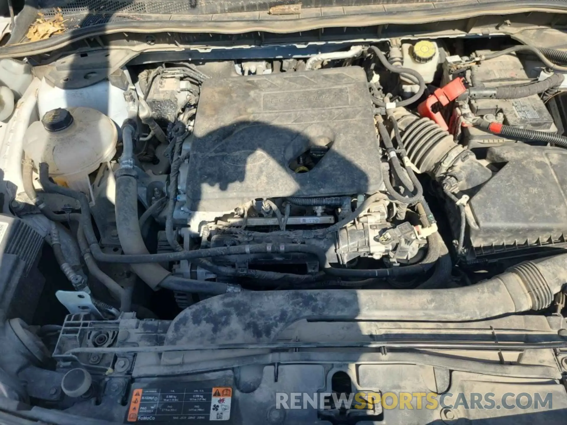 28 Photograph of a damaged car 1FMCU9G60LUB25721 FORD ESCAPE 2020