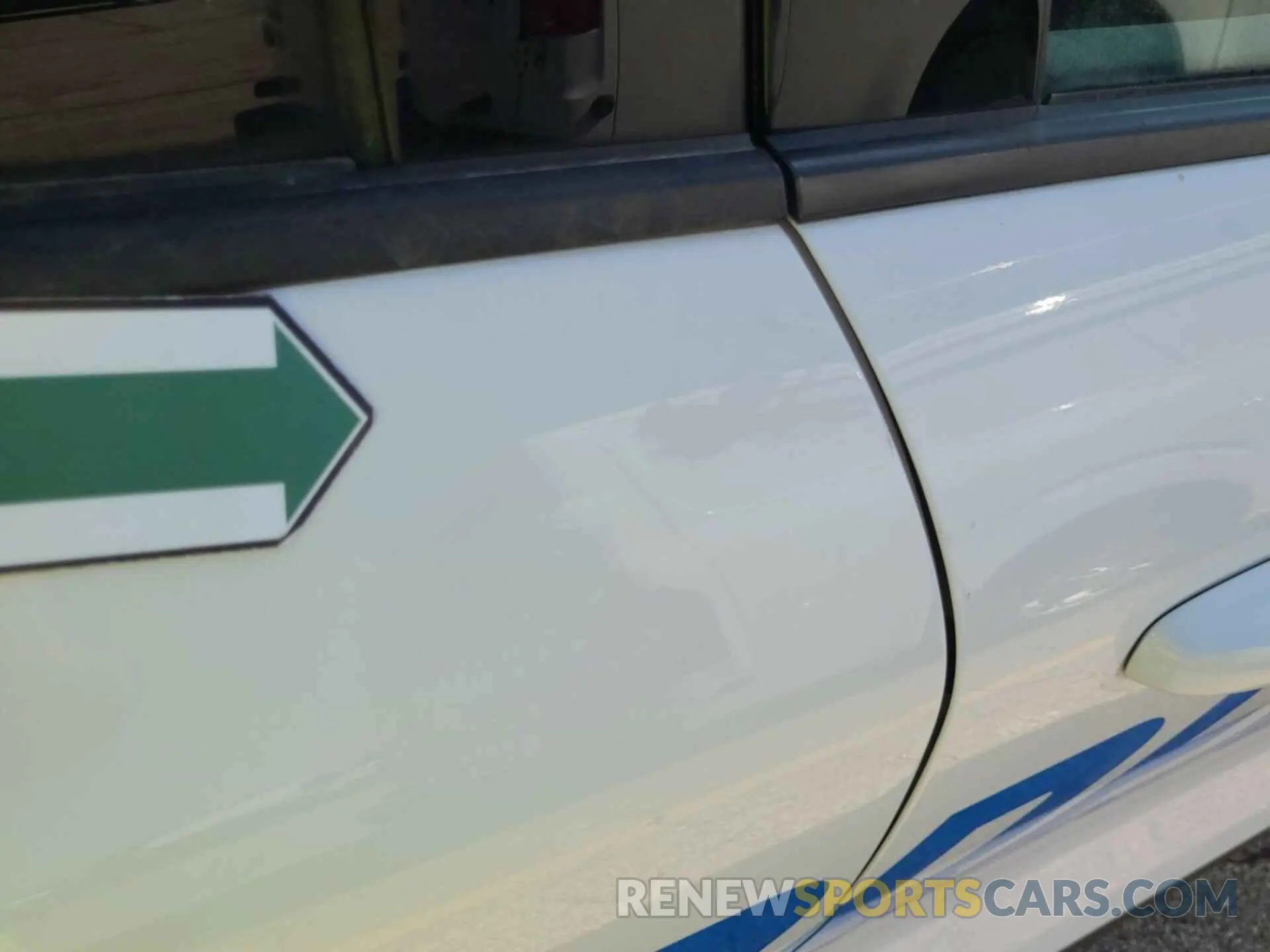 39 Photograph of a damaged car 1FMCU9G60LUB25721 FORD ESCAPE 2020