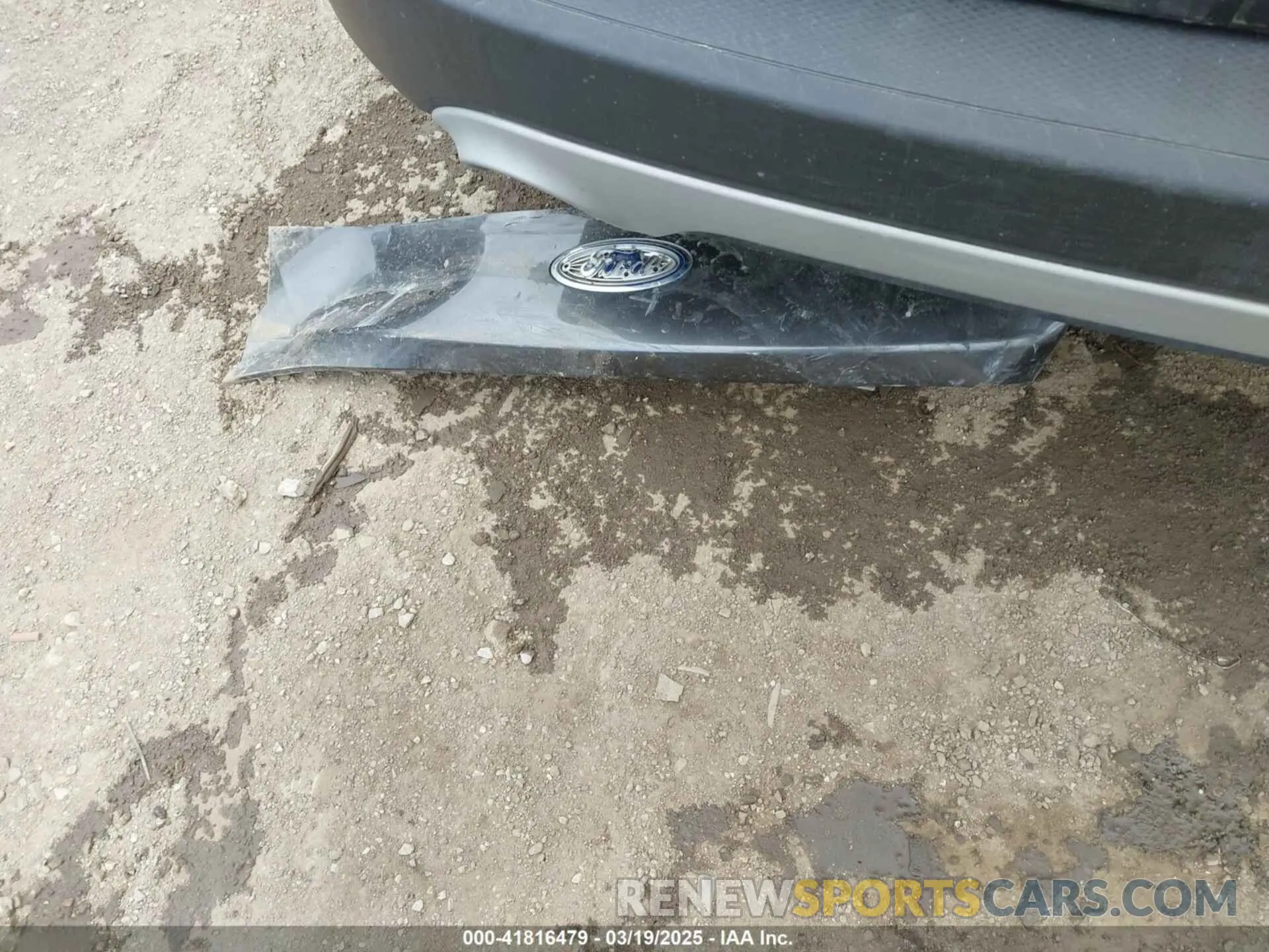 12 Photograph of a damaged car 1FMCU9G60LUC19985 FORD ESCAPE 2020