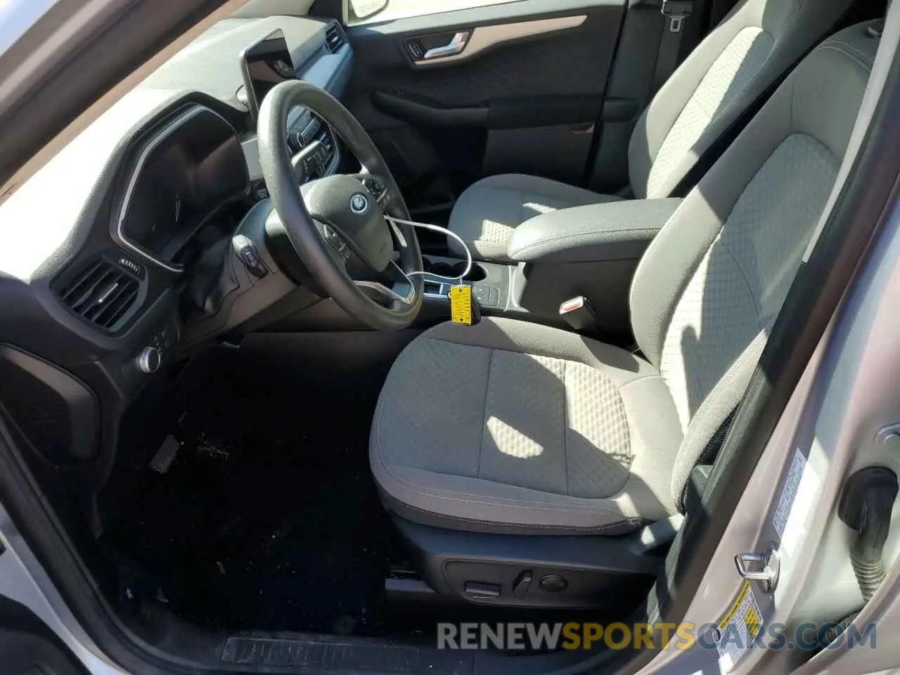 7 Photograph of a damaged car 1FMCU9G60LUC48404 FORD ESCAPE 2020