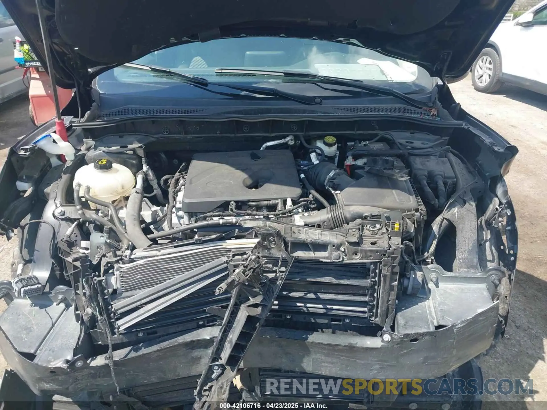 10 Photograph of a damaged car 1FMCU9G61LUA09783 FORD ESCAPE 2020