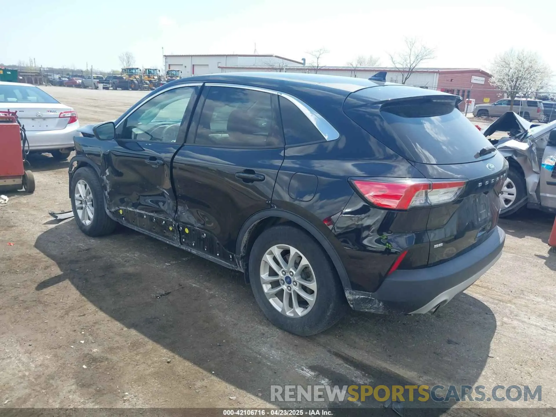 3 Photograph of a damaged car 1FMCU9G61LUA09783 FORD ESCAPE 2020