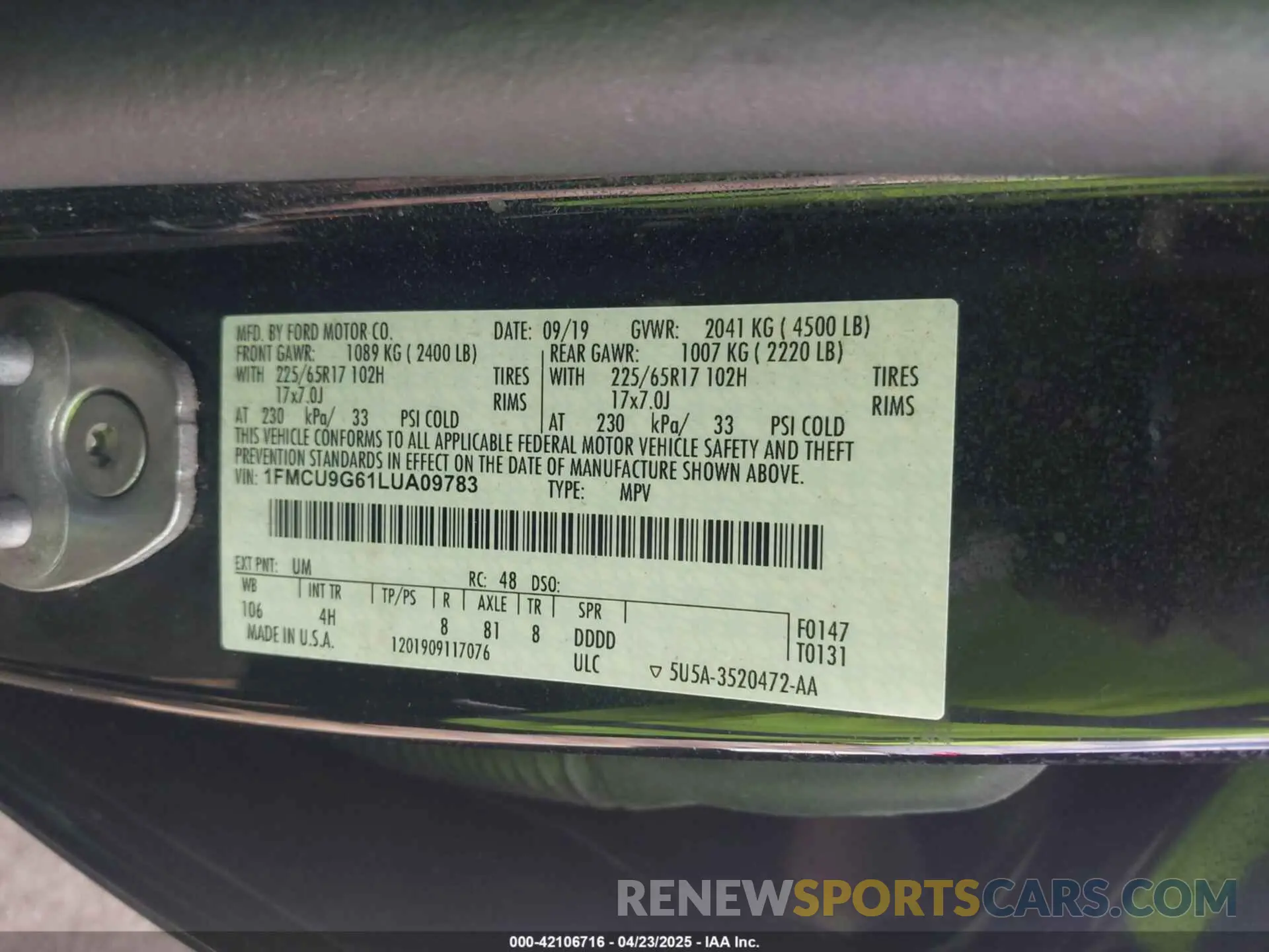 9 Photograph of a damaged car 1FMCU9G61LUA09783 FORD ESCAPE 2020