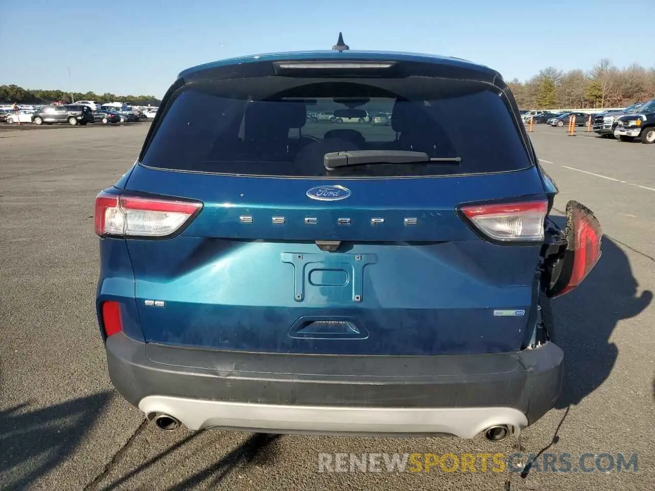 6 Photograph of a damaged car 1FMCU9G61LUA65626 FORD ESCAPE 2020