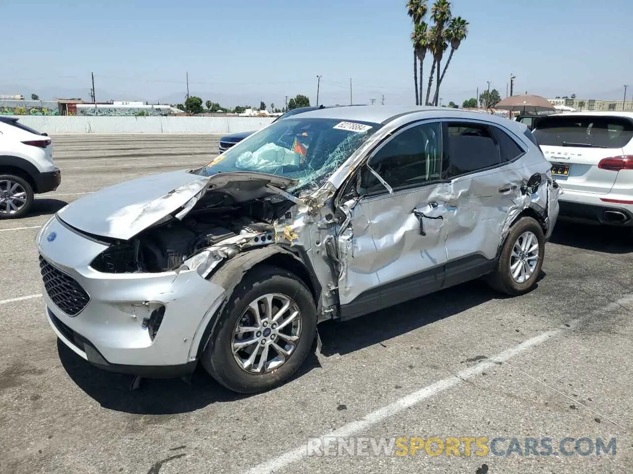 1 Photograph of a damaged car 1FMCU9G61LUB01007 FORD ESCAPE 2020