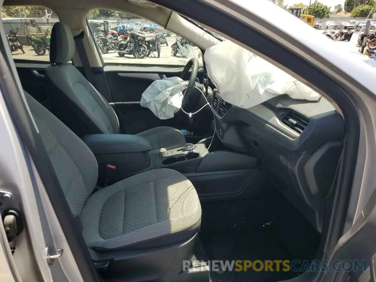 7 Photograph of a damaged car 1FMCU9G61LUB01007 FORD ESCAPE 2020