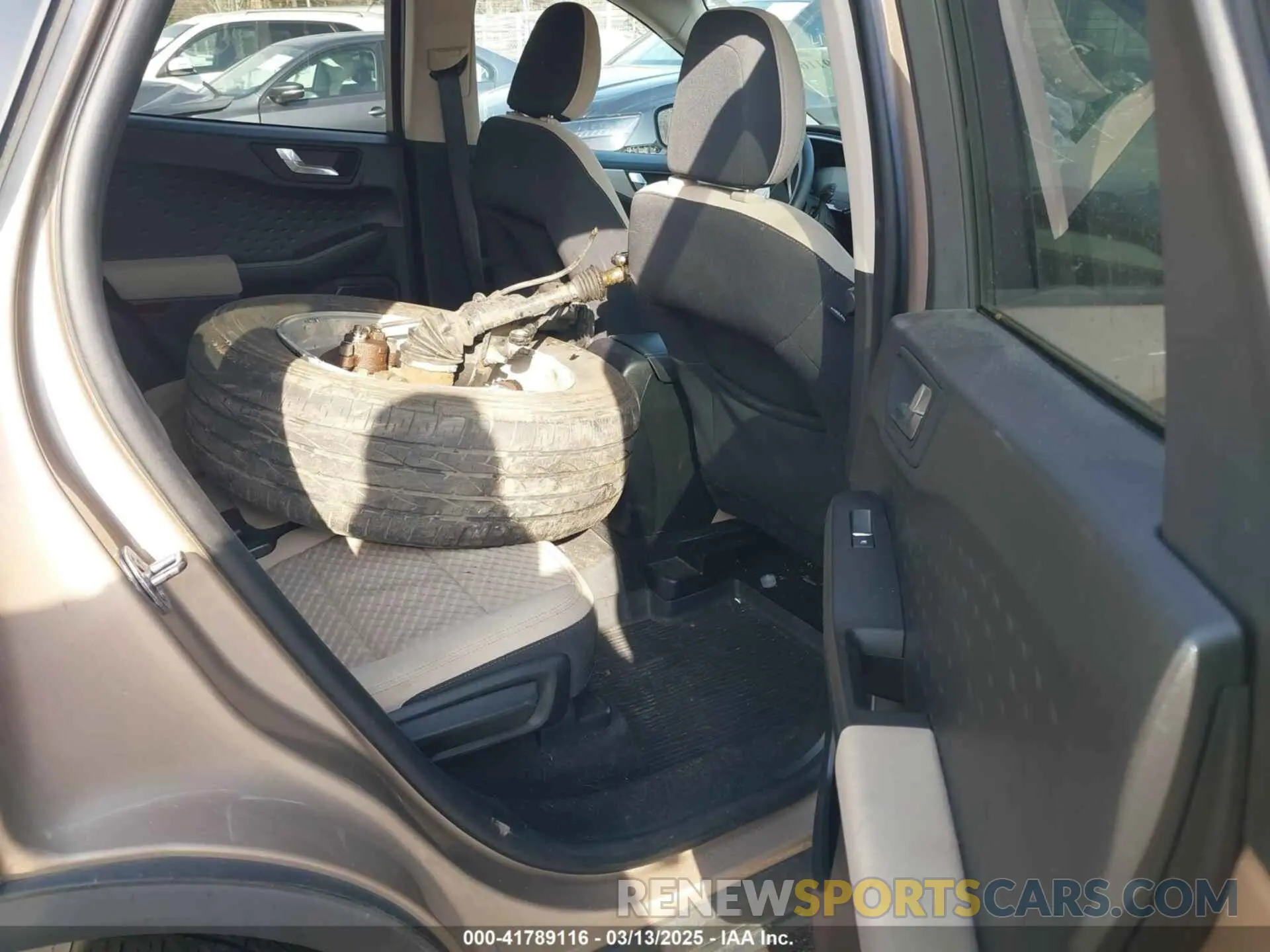 8 Photograph of a damaged car 1FMCU9G61LUB25162 FORD ESCAPE 2020