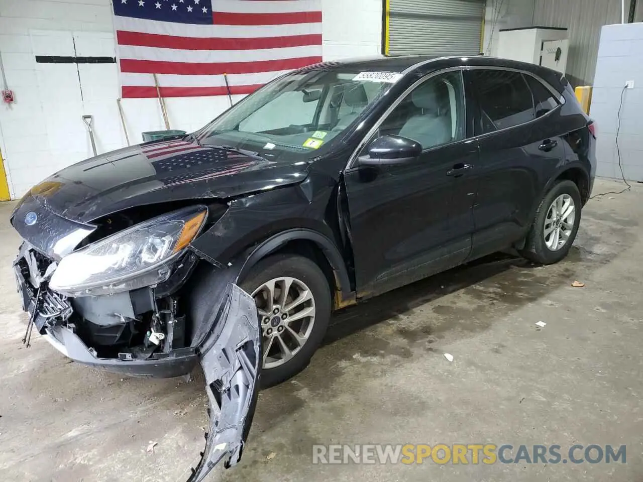 1 Photograph of a damaged car 1FMCU9G61LUB27963 FORD ESCAPE 2020