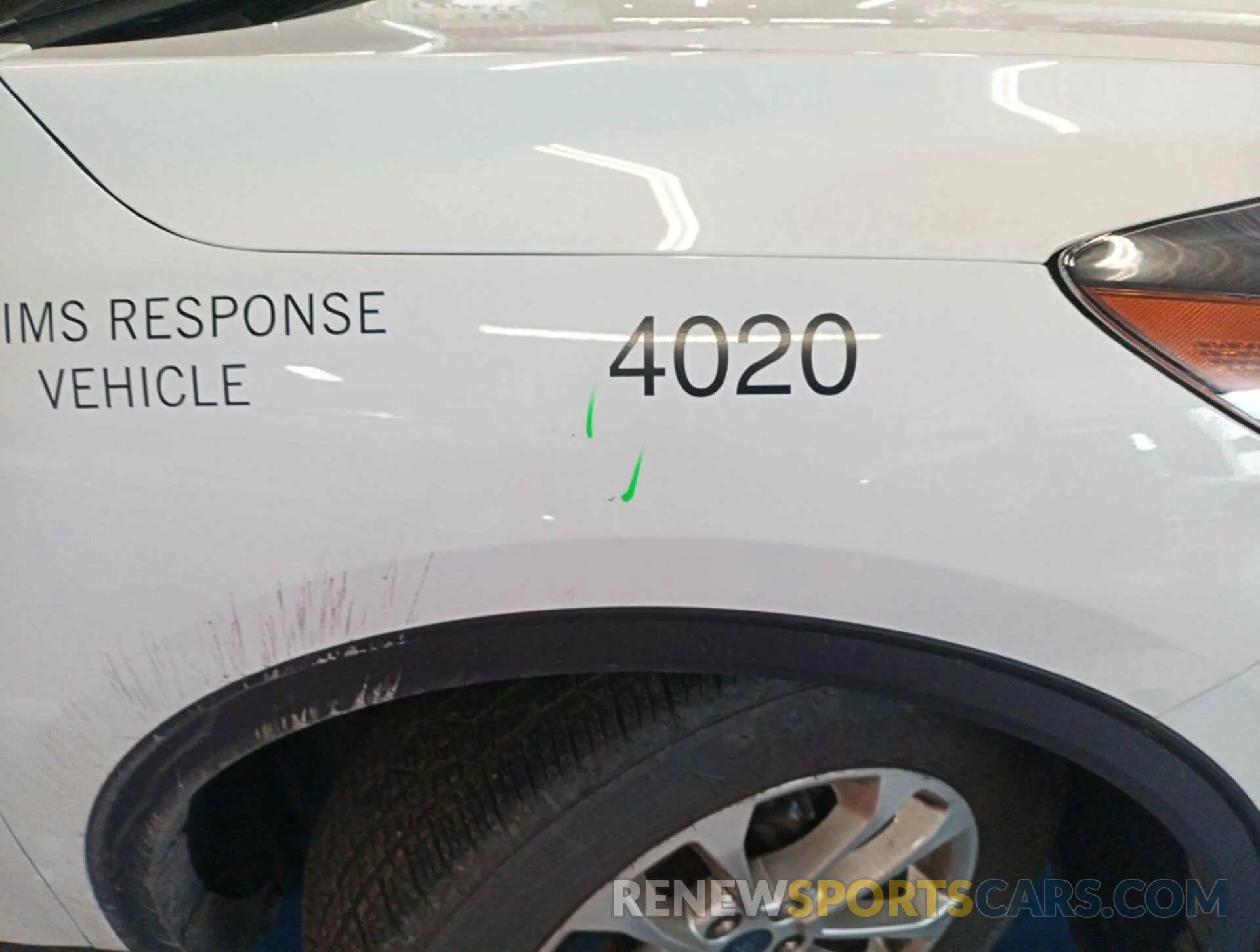 25 Photograph of a damaged car 1FMCU9G61LUB84020 FORD ESCAPE 2020