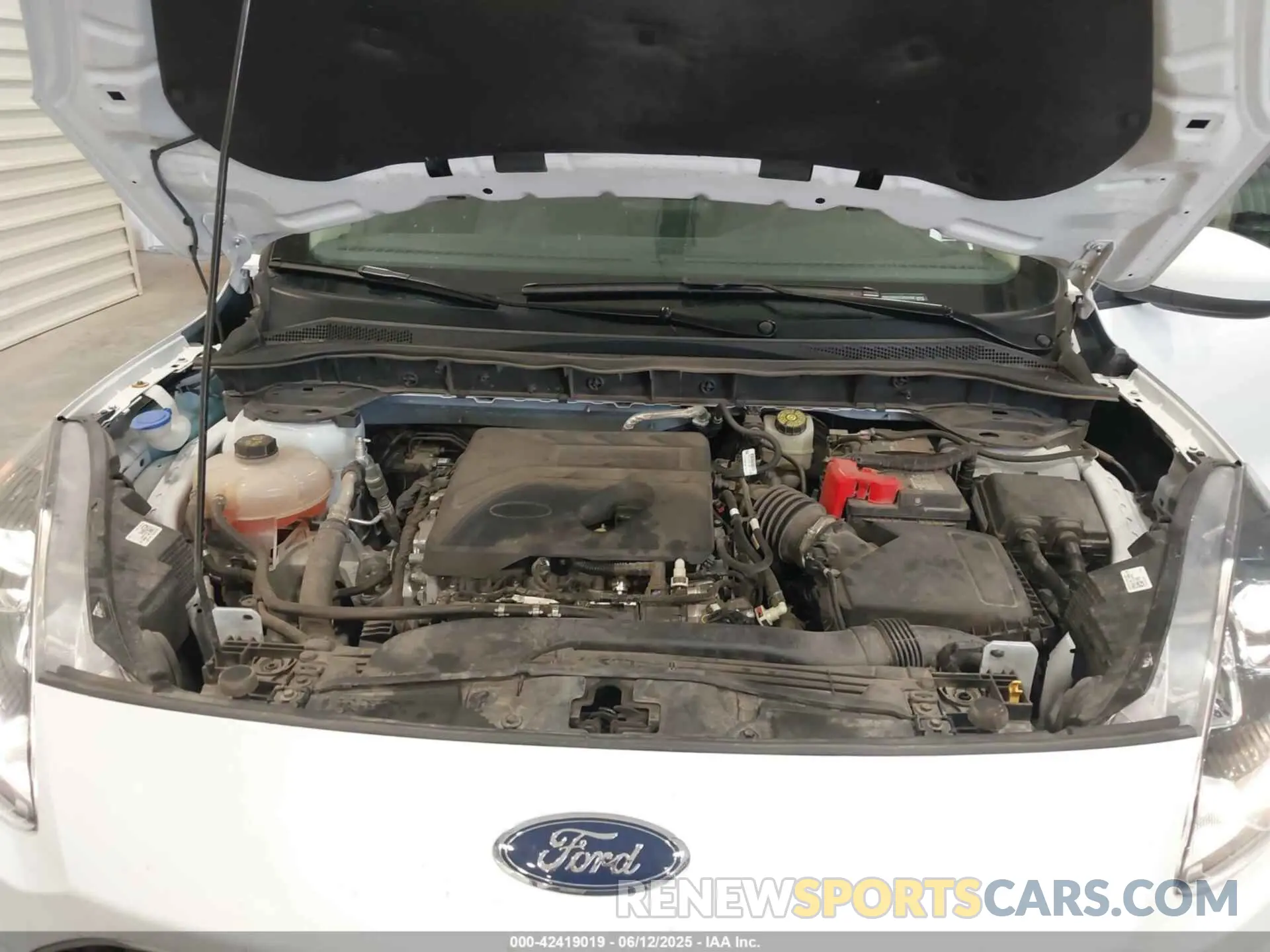 10 Photograph of a damaged car 1FMCU9G61LUC01480 FORD ESCAPE 2020