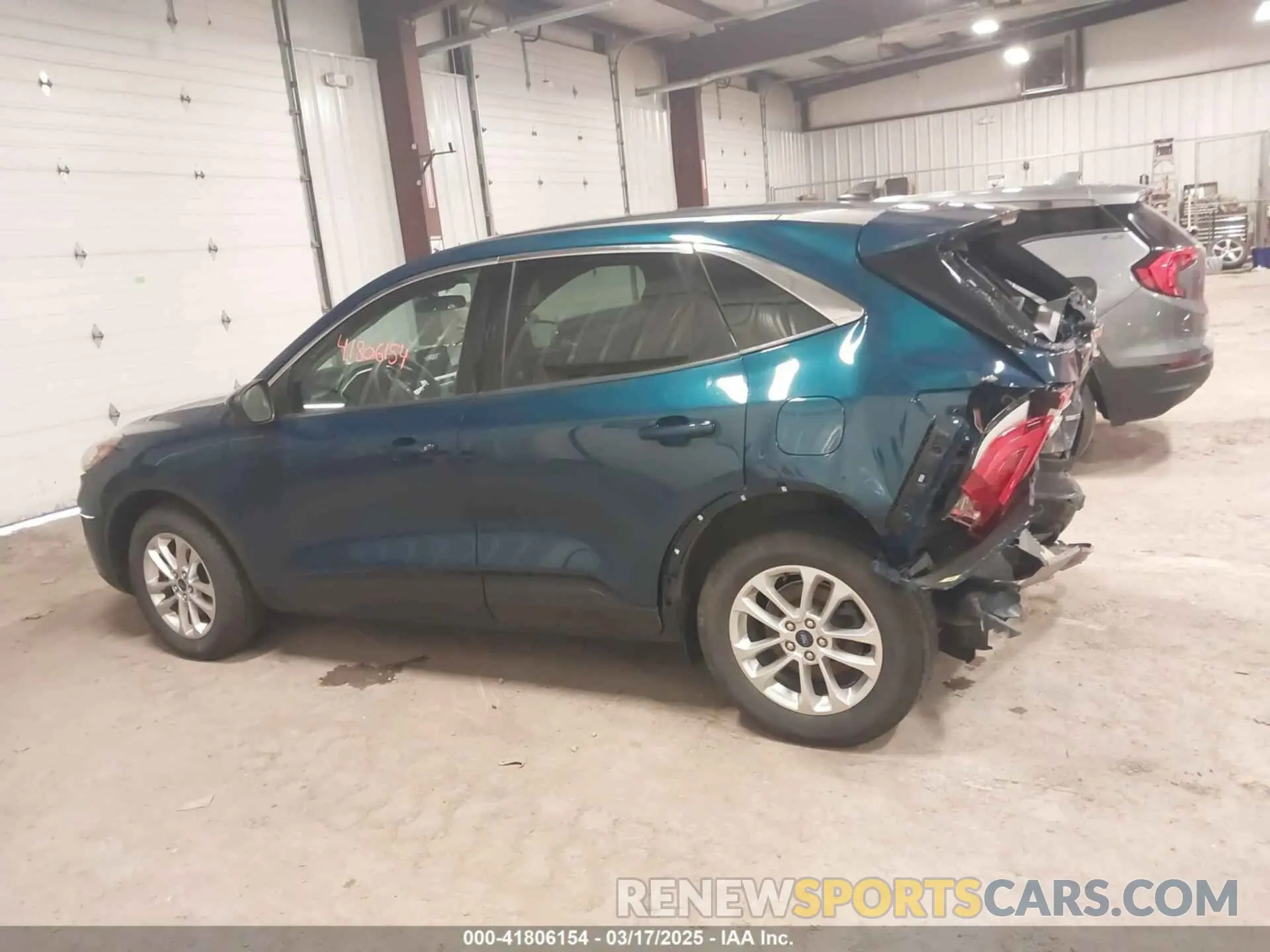 14 Photograph of a damaged car 1FMCU9G61LUC36987 FORD ESCAPE 2020