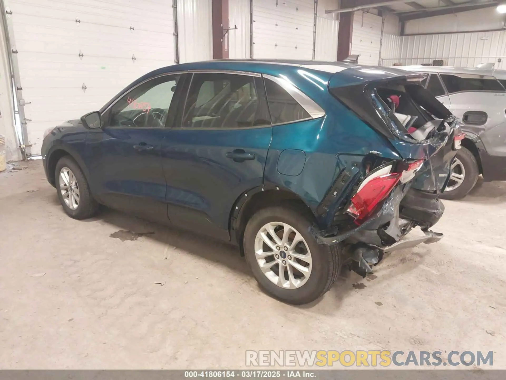 3 Photograph of a damaged car 1FMCU9G61LUC36987 FORD ESCAPE 2020