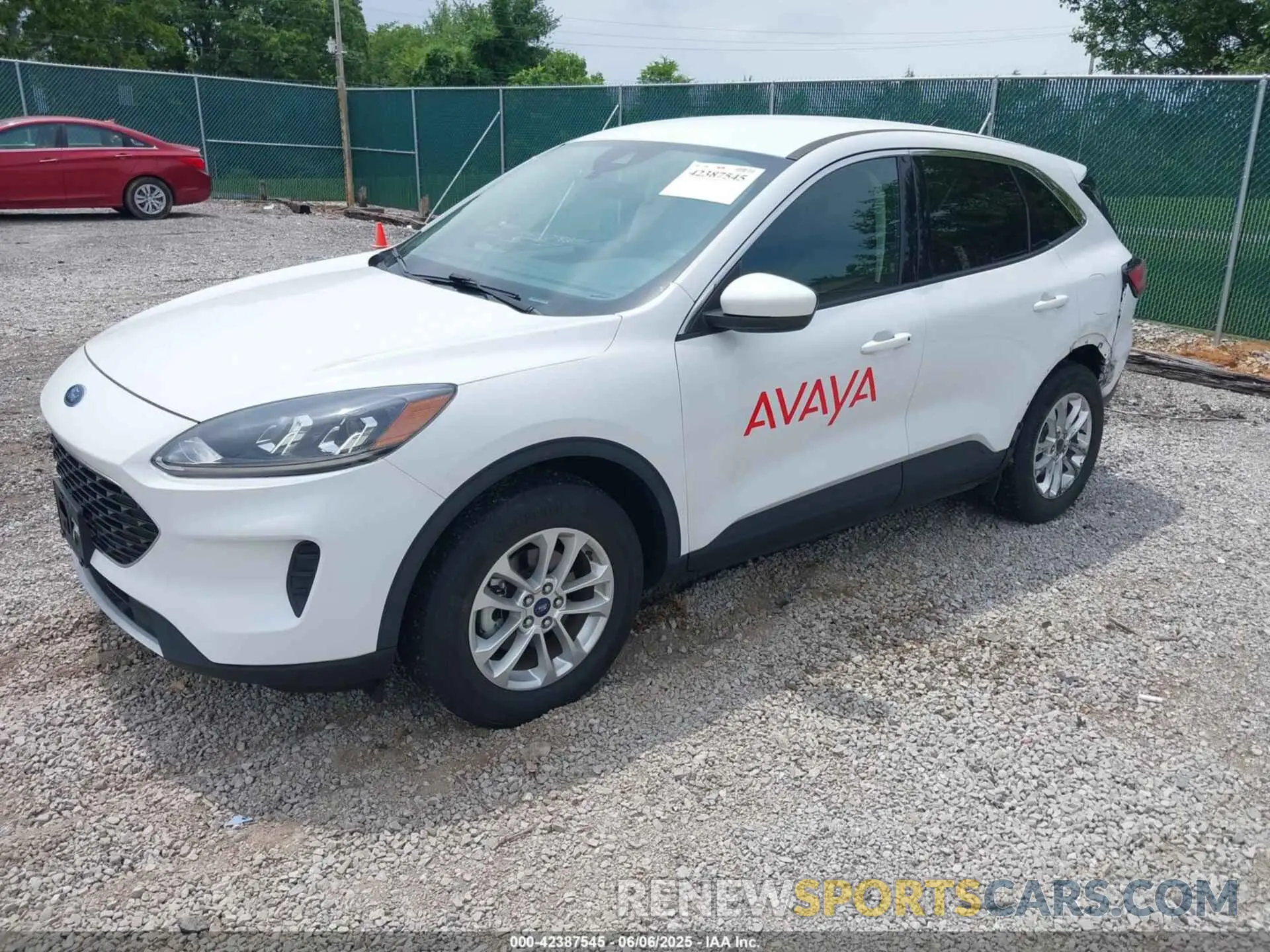 2 Photograph of a damaged car 1FMCU9G61LUC60769 FORD ESCAPE 2020