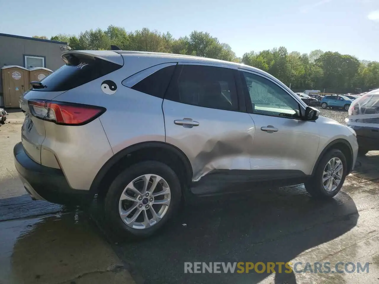 3 Photograph of a damaged car 1FMCU9G62LUA45661 FORD ESCAPE 2020