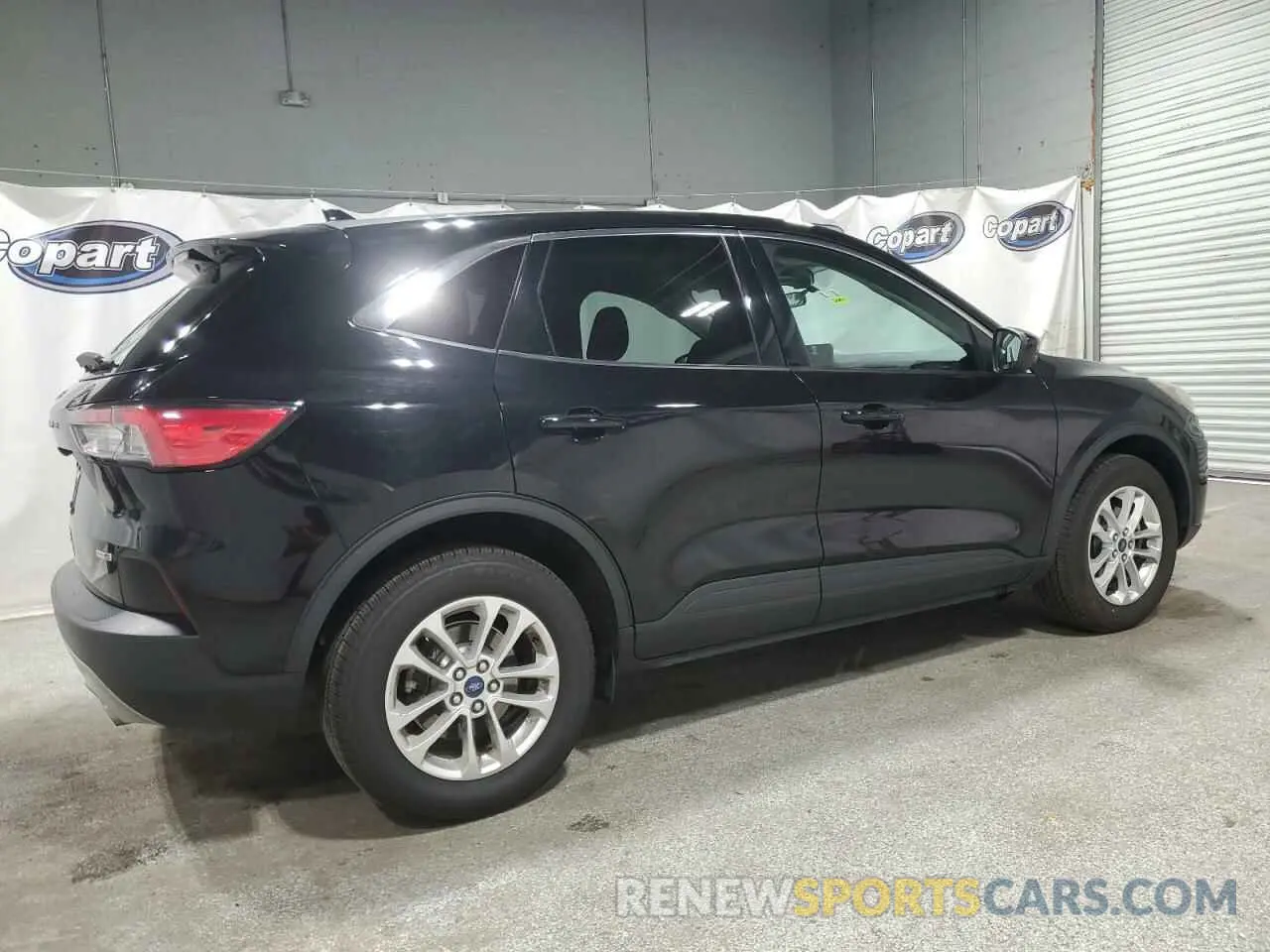3 Photograph of a damaged car 1FMCU9G62LUA52710 FORD ESCAPE 2020
