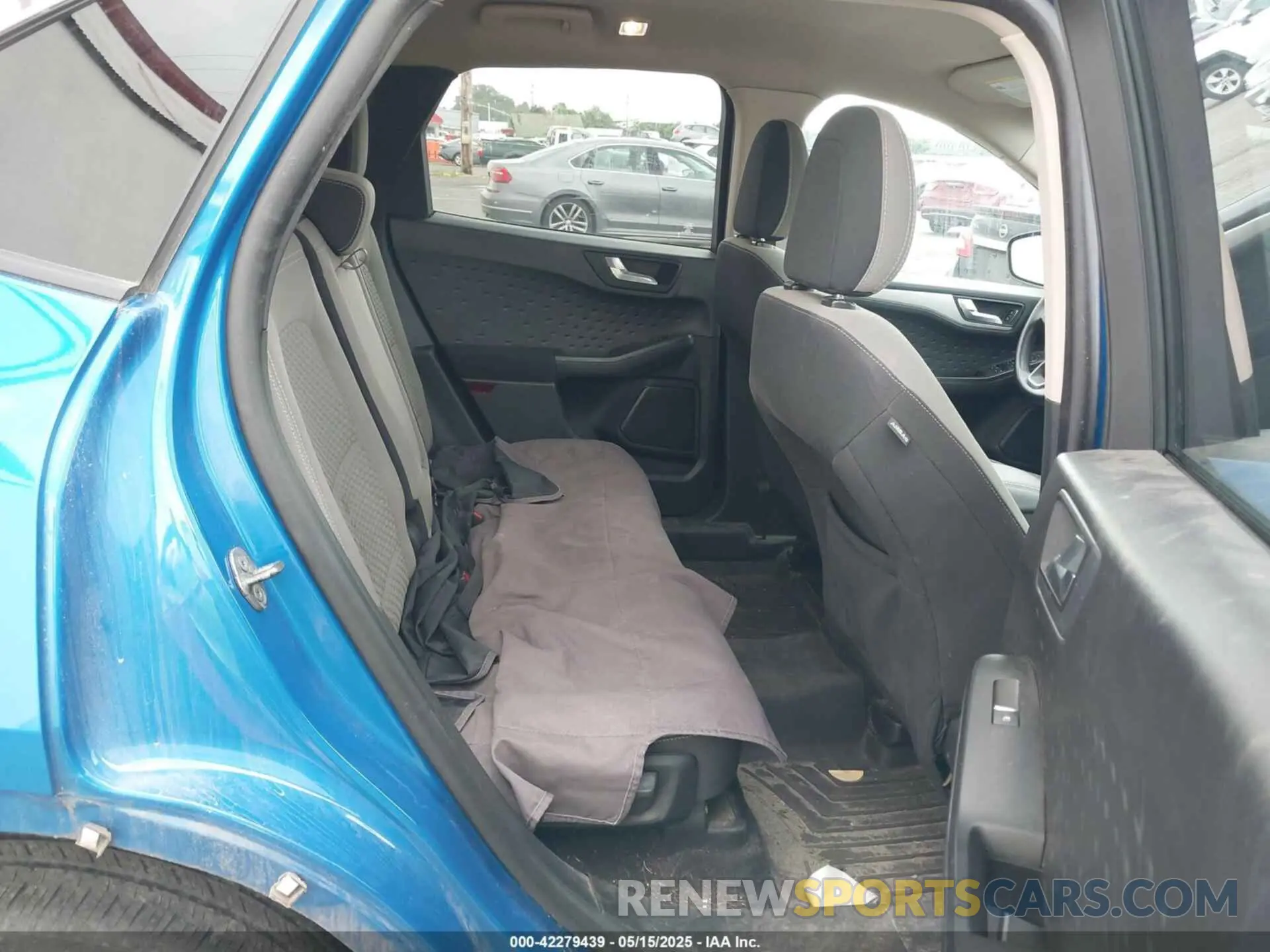 8 Photograph of a damaged car 1FMCU9G62LUB06927 FORD ESCAPE 2020