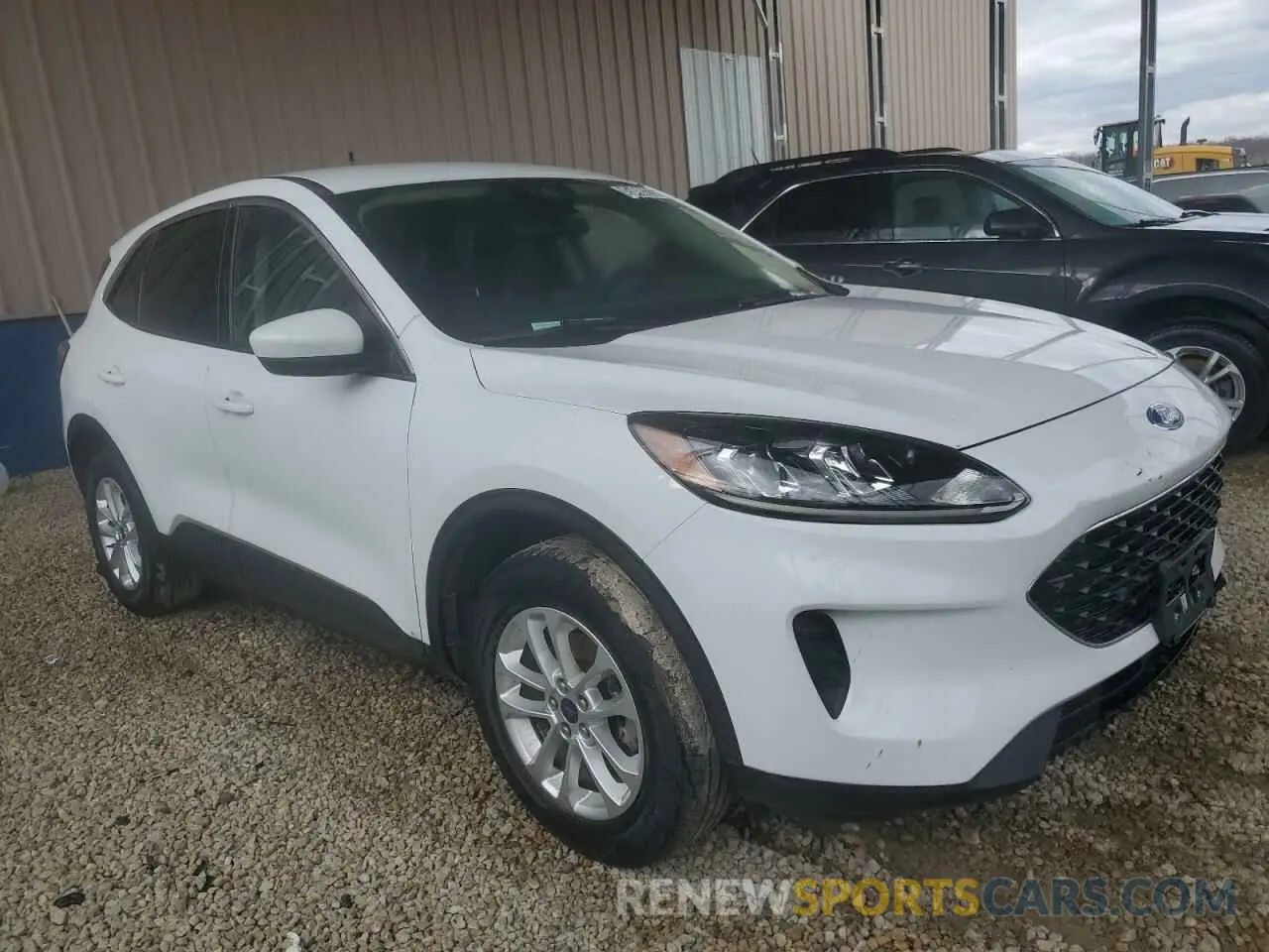 4 Photograph of a damaged car 1FMCU9G62LUB13537 FORD ESCAPE 2020