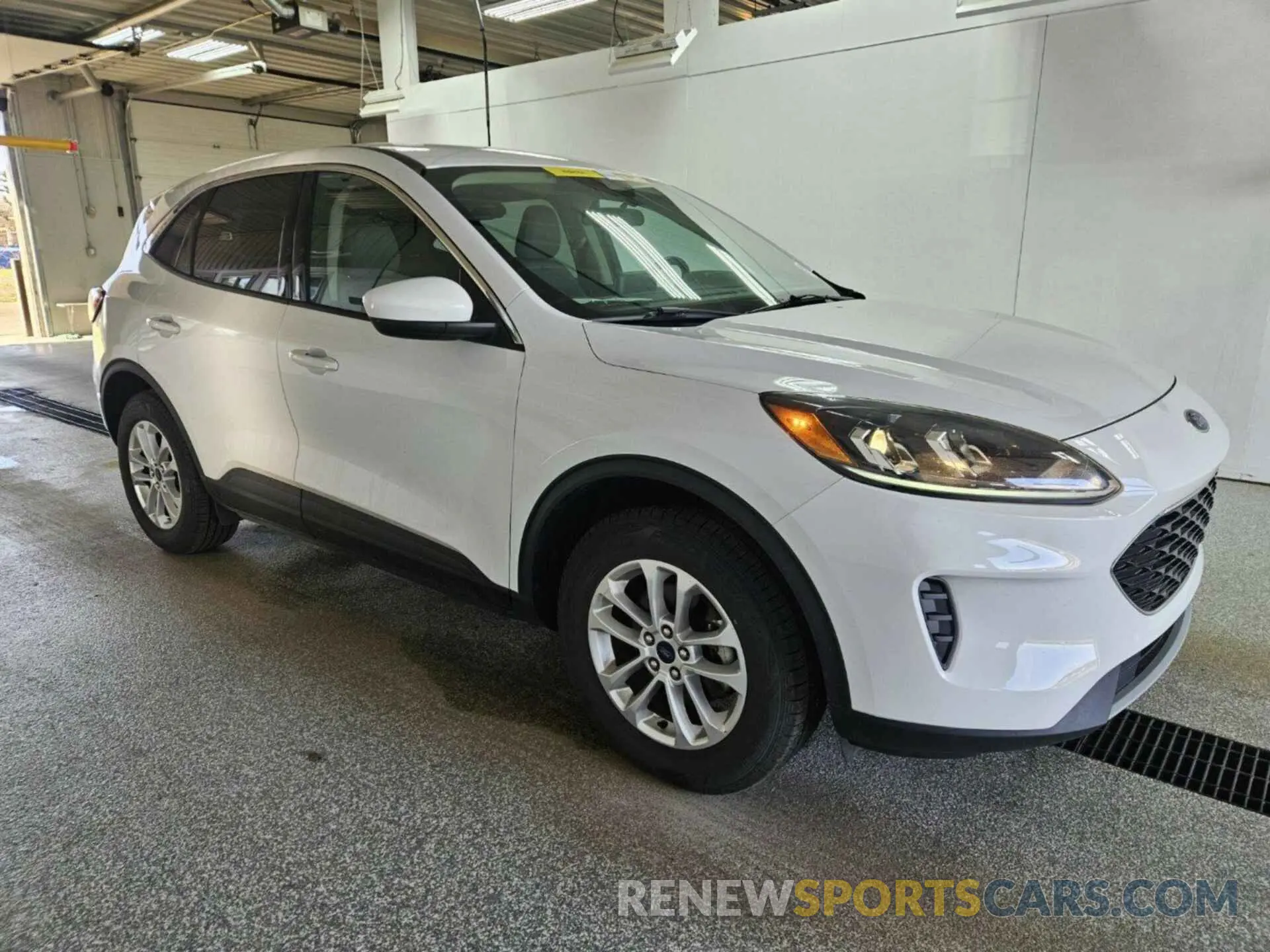 12 Photograph of a damaged car 1FMCU9G62LUB80851 FORD ESCAPE 2020
