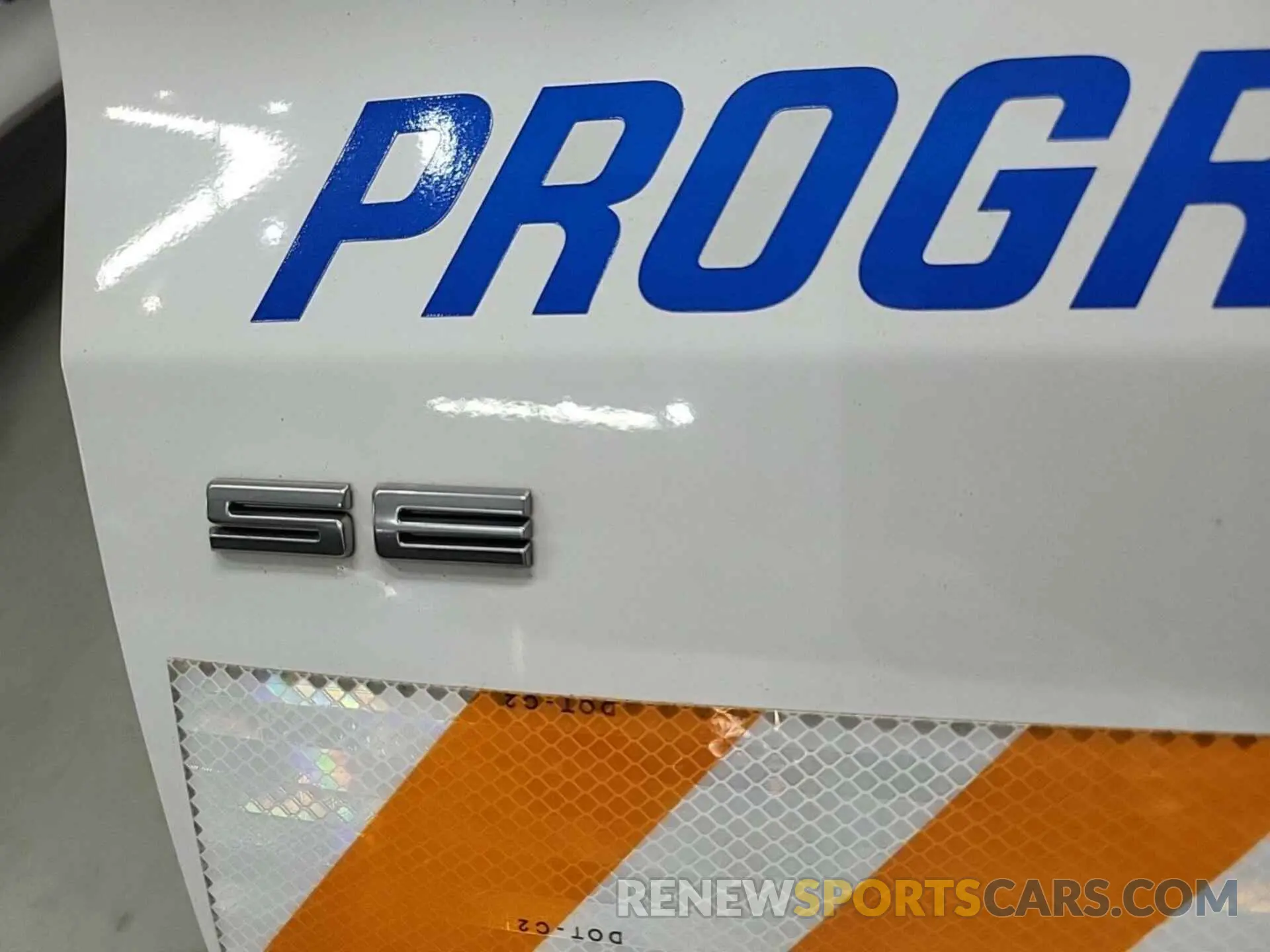 19 Photograph of a damaged car 1FMCU9G62LUB84267 FORD ESCAPE 2020