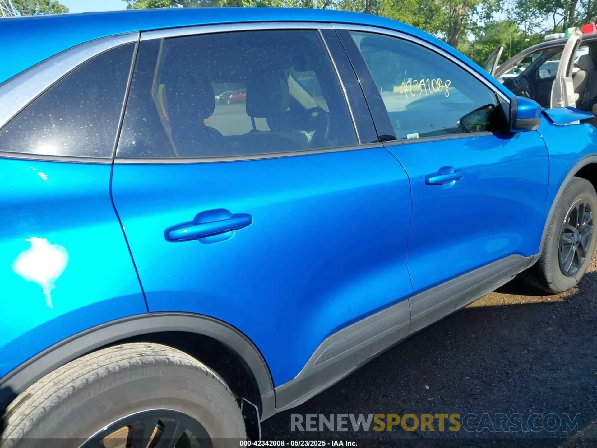 12 Photograph of a damaged car 1FMCU9G62LUC08521 FORD ESCAPE 2020