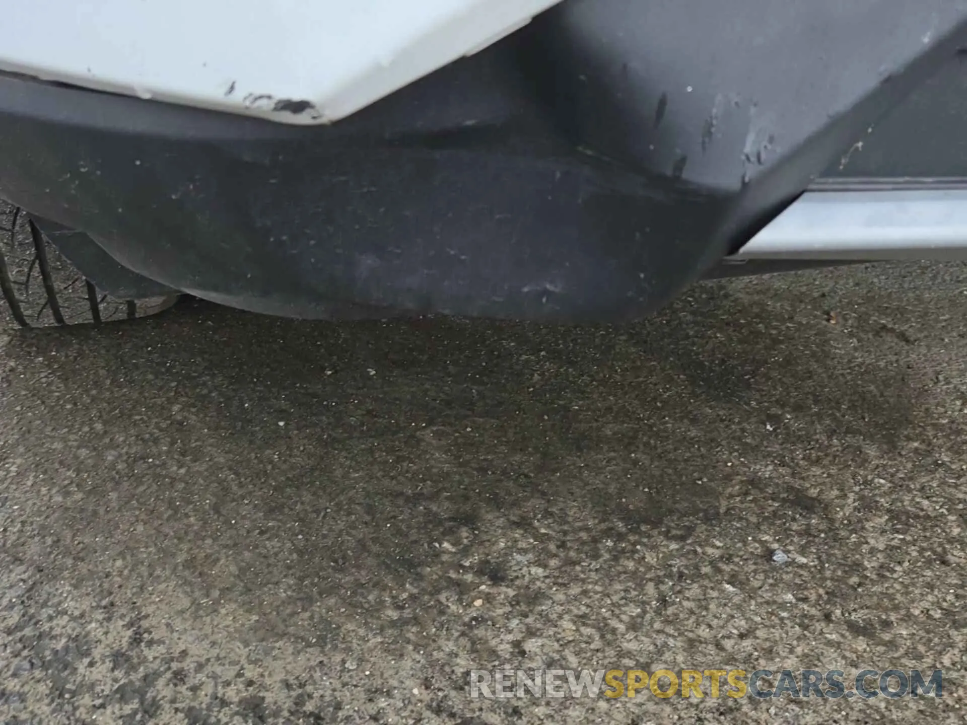 10 Photograph of a damaged car 1FMCU9G62LUC47075 FORD ESCAPE 2020