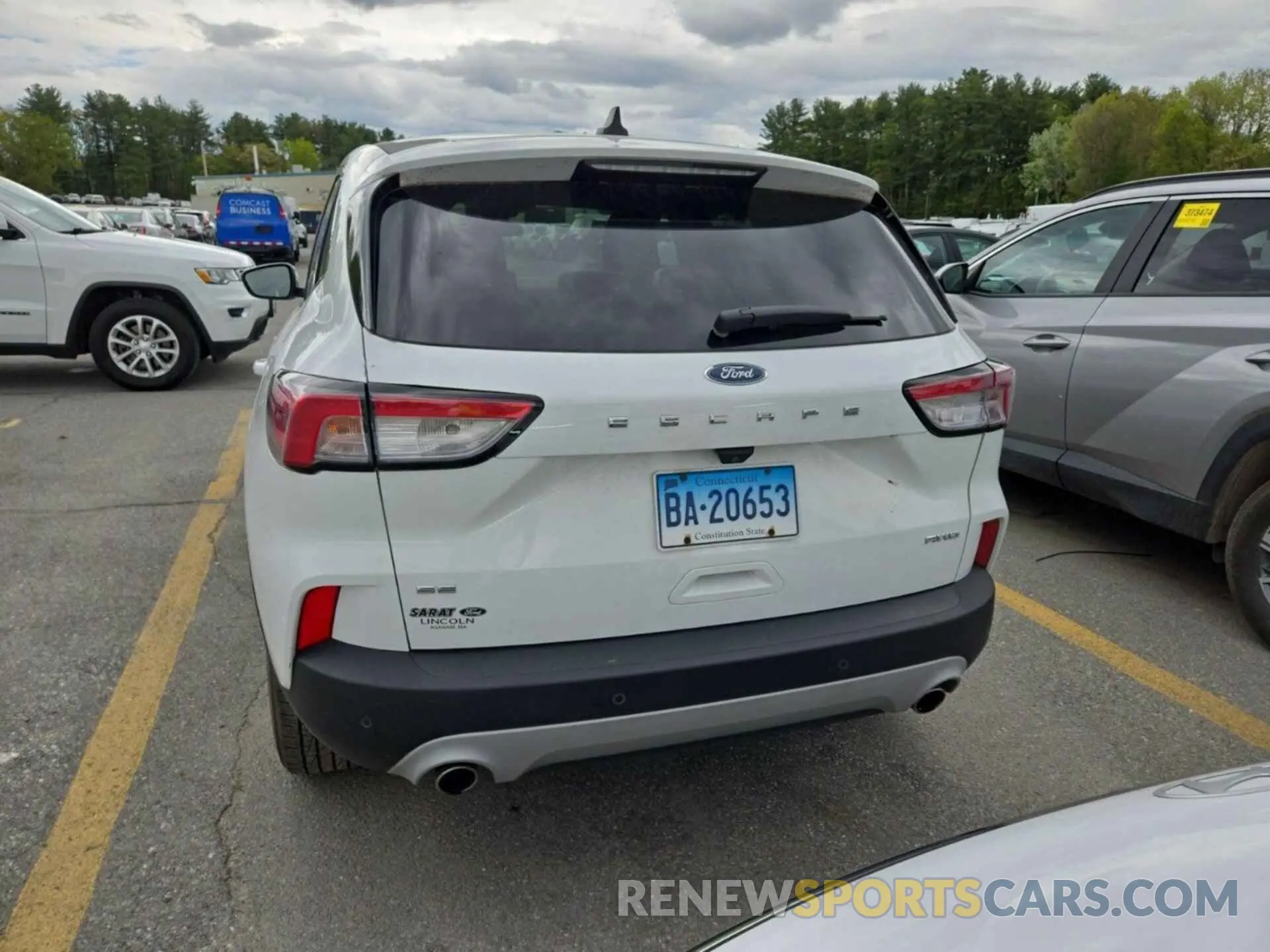 18 Photograph of a damaged car 1FMCU9G62LUC47075 FORD ESCAPE 2020