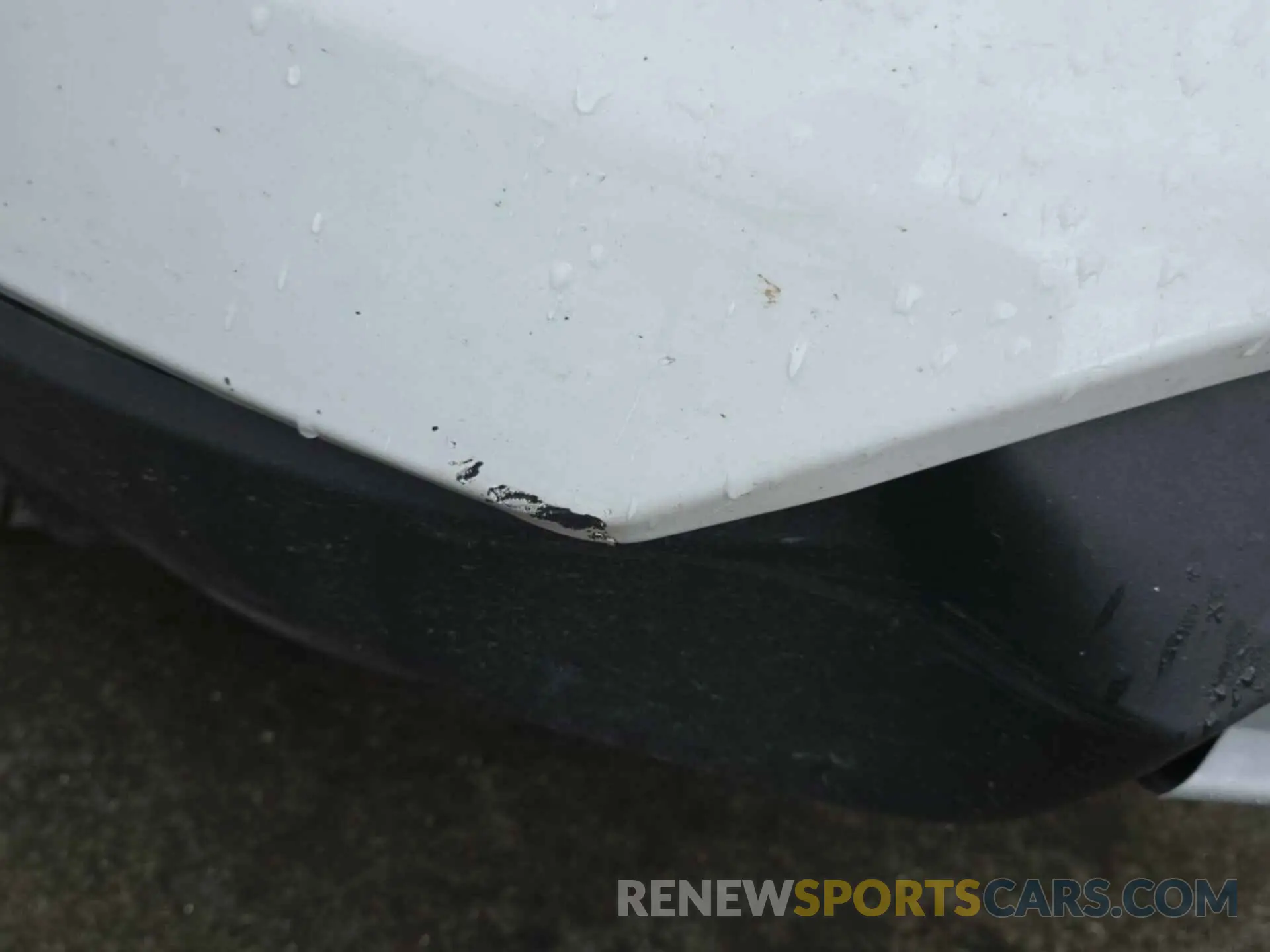 6 Photograph of a damaged car 1FMCU9G62LUC47075 FORD ESCAPE 2020