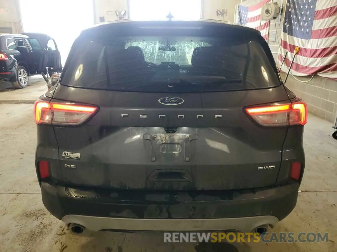 6 Photograph of a damaged car 1FMCU9G62LUC47934 FORD ESCAPE 2020