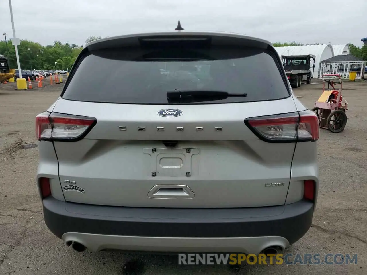 6 Photograph of a damaged car 1FMCU9G62LUC65012 FORD ESCAPE 2020