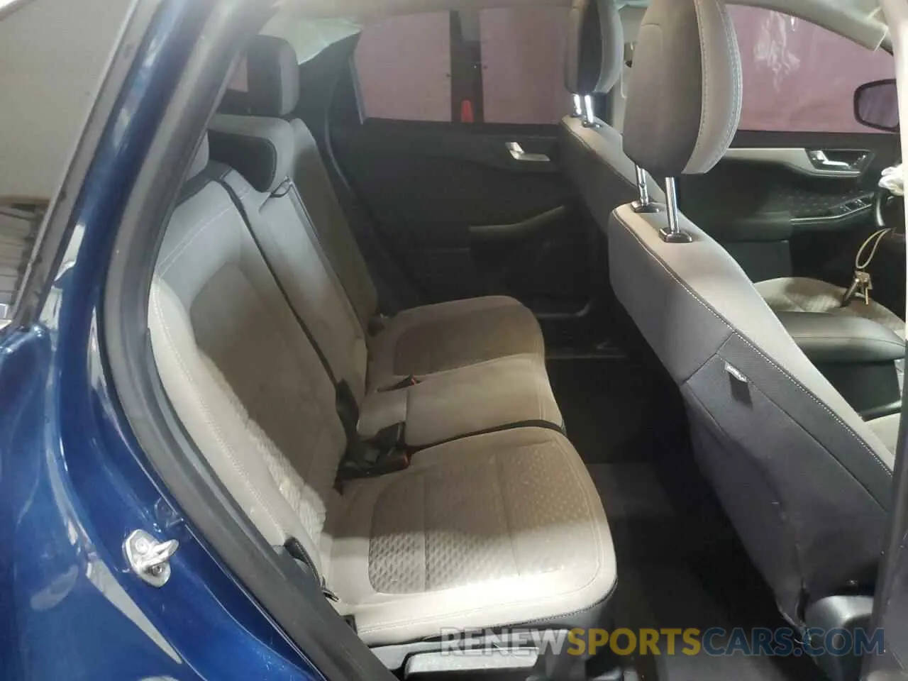 11 Photograph of a damaged car 1FMCU9G62LUC68623 FORD ESCAPE 2020