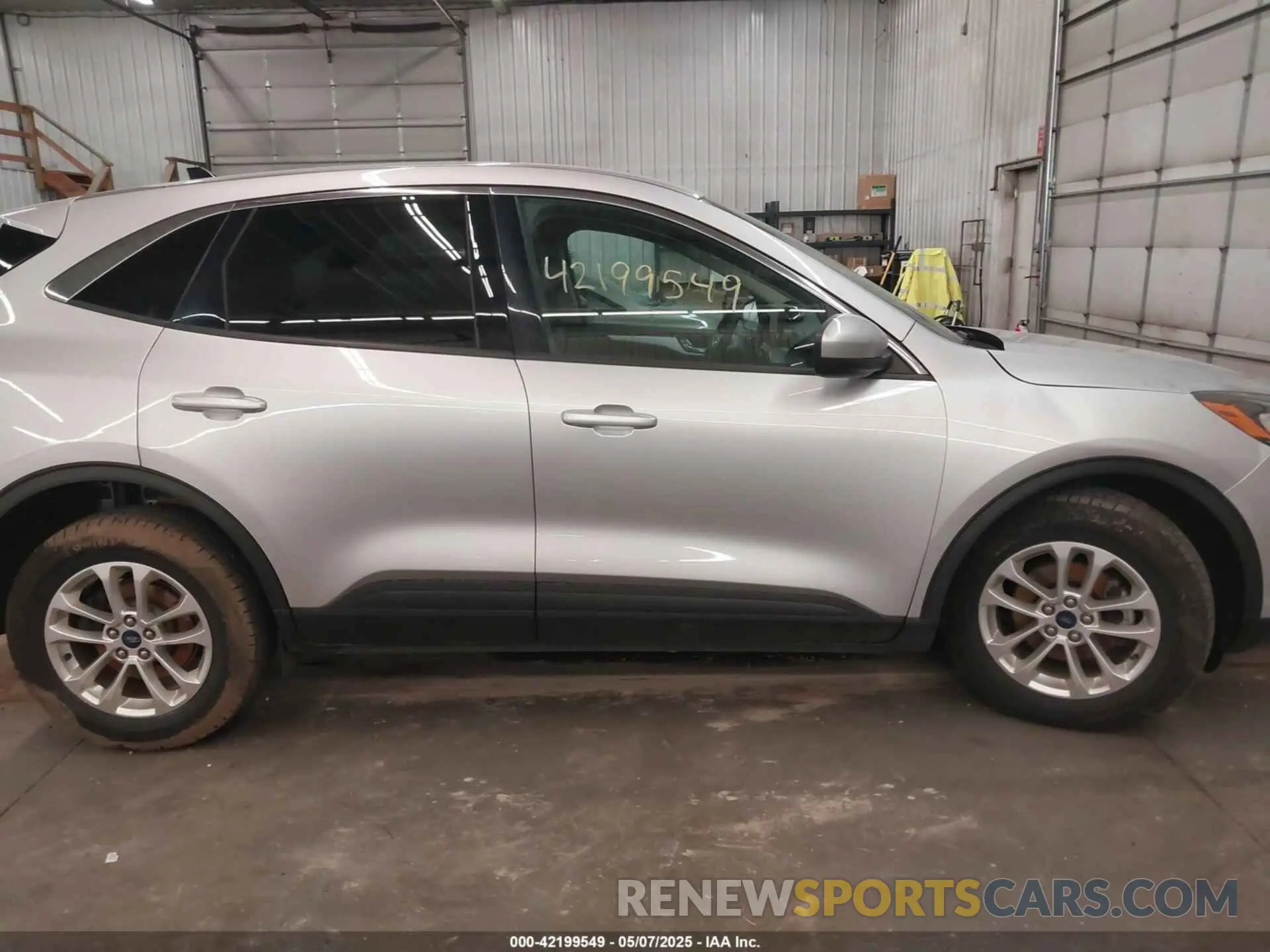 14 Photograph of a damaged car 1FMCU9G63LUA56720 FORD ESCAPE 2020