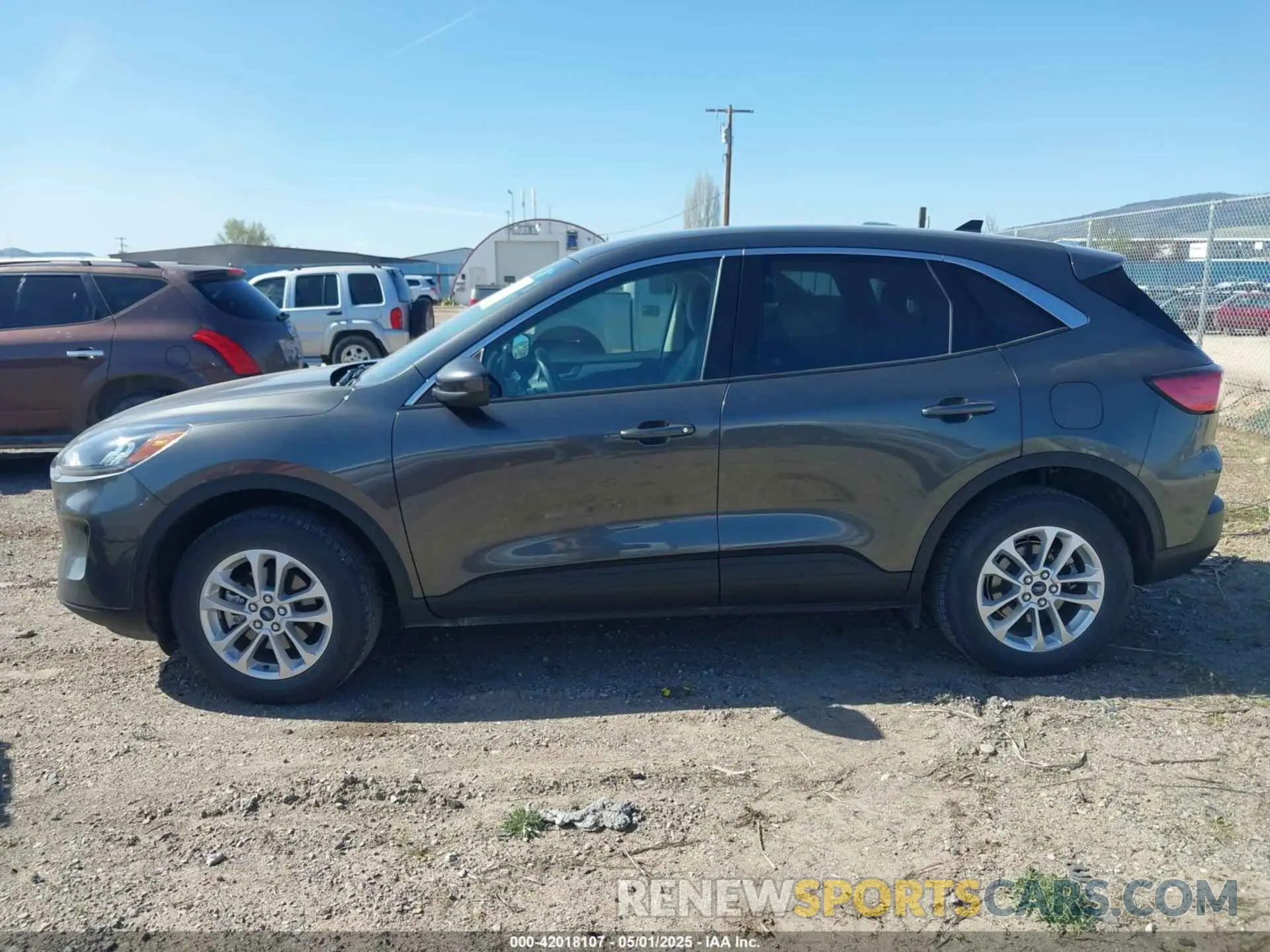 14 Photograph of a damaged car 1FMCU9G63LUB11148 FORD ESCAPE 2020